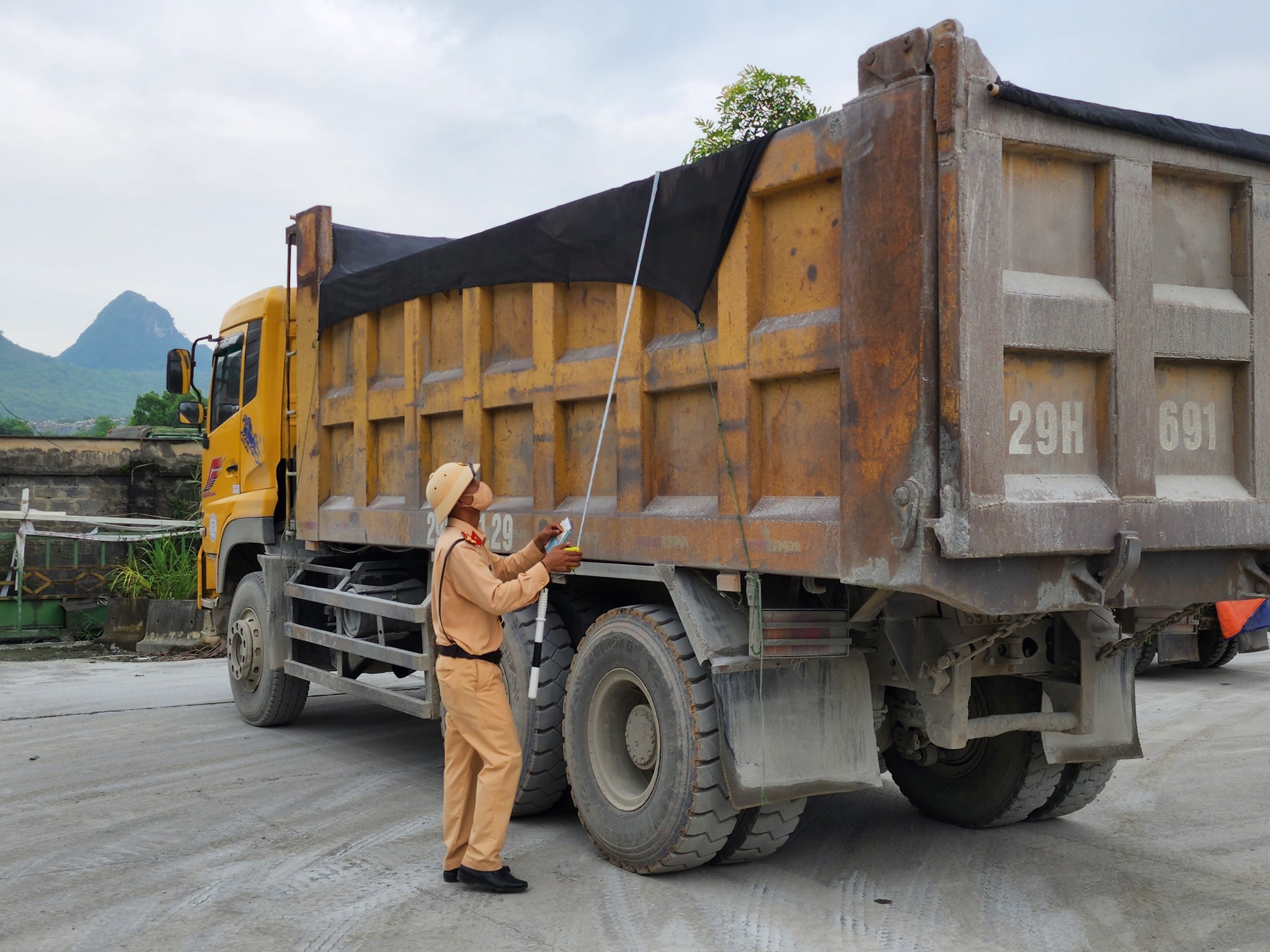 Phát hiện nhiều kinh nghiệm hay kéo giảm TNGT - Ảnh 2.