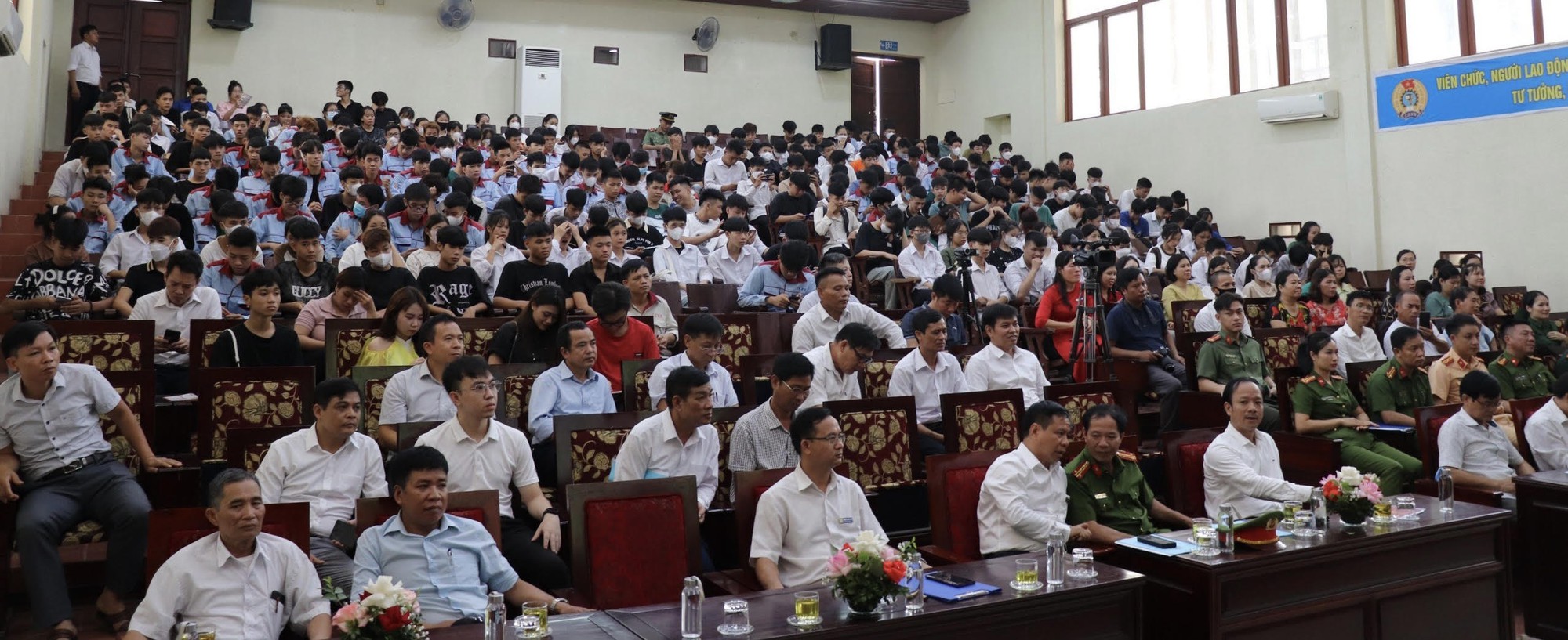 Trường Cao đẳng Giao thông vận tải Trung ương I tổ chức Ngày hội Toàn dân bảo vệ an ninh tổ quốc - Ảnh 3.