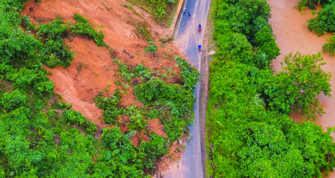 Điện Biên: 5 tuyến quốc lộ công bố tình huống khẩn cấp - Ảnh 1.