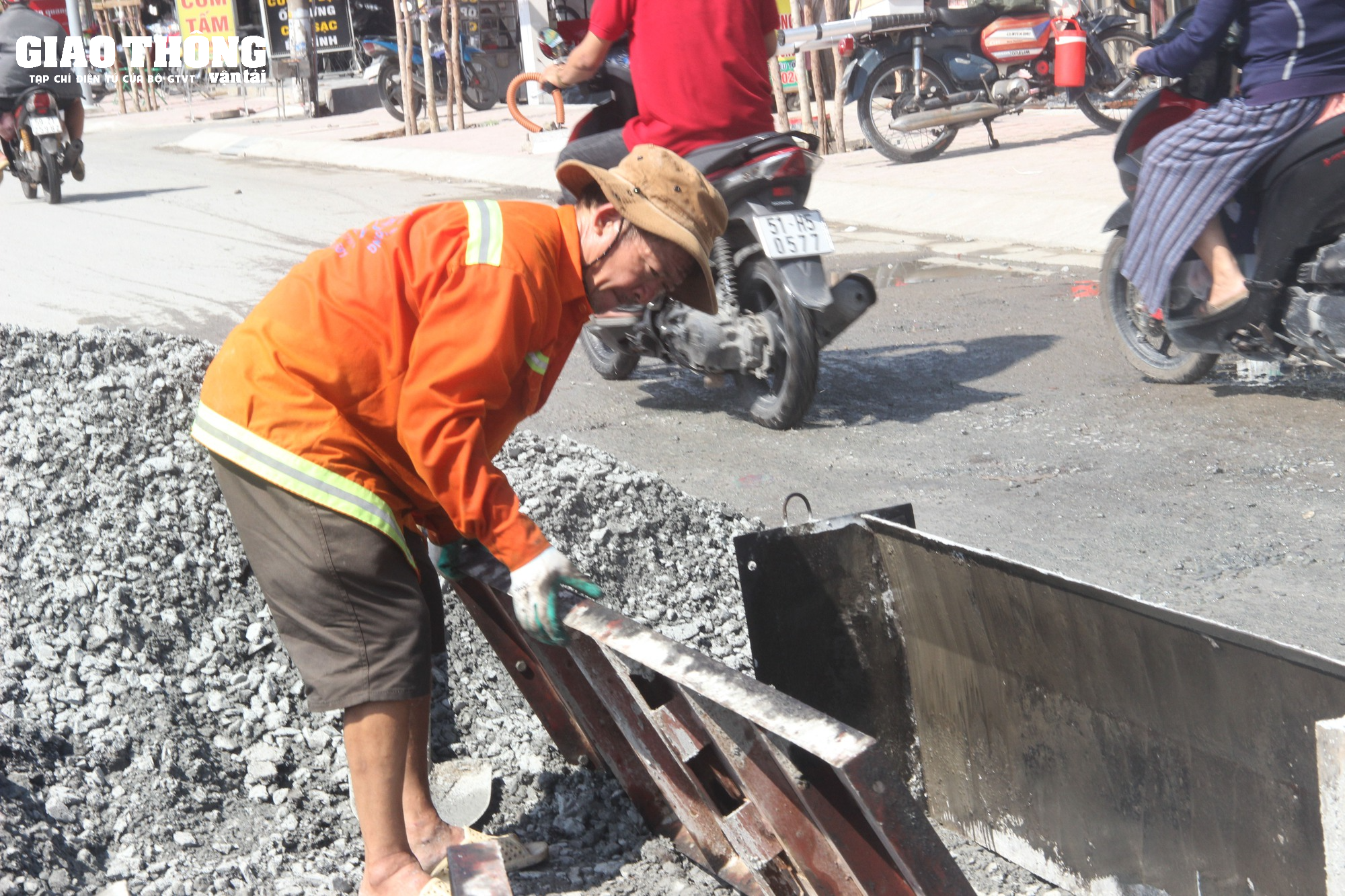 TP.HCM: Cận cảnh cầu Long Kiểng gần 600 tỷ đồng chuẩn bị thông xe vào dịp lễ Quốc khánh 2/9 - Ảnh 9. TP.HCM: Cận cảnh cầu Long Kiểng gần 600 tỷ đồng chuẩn bị thông xe vào dịp lễ Quốc khánh 2/9 - Ảnh 9.