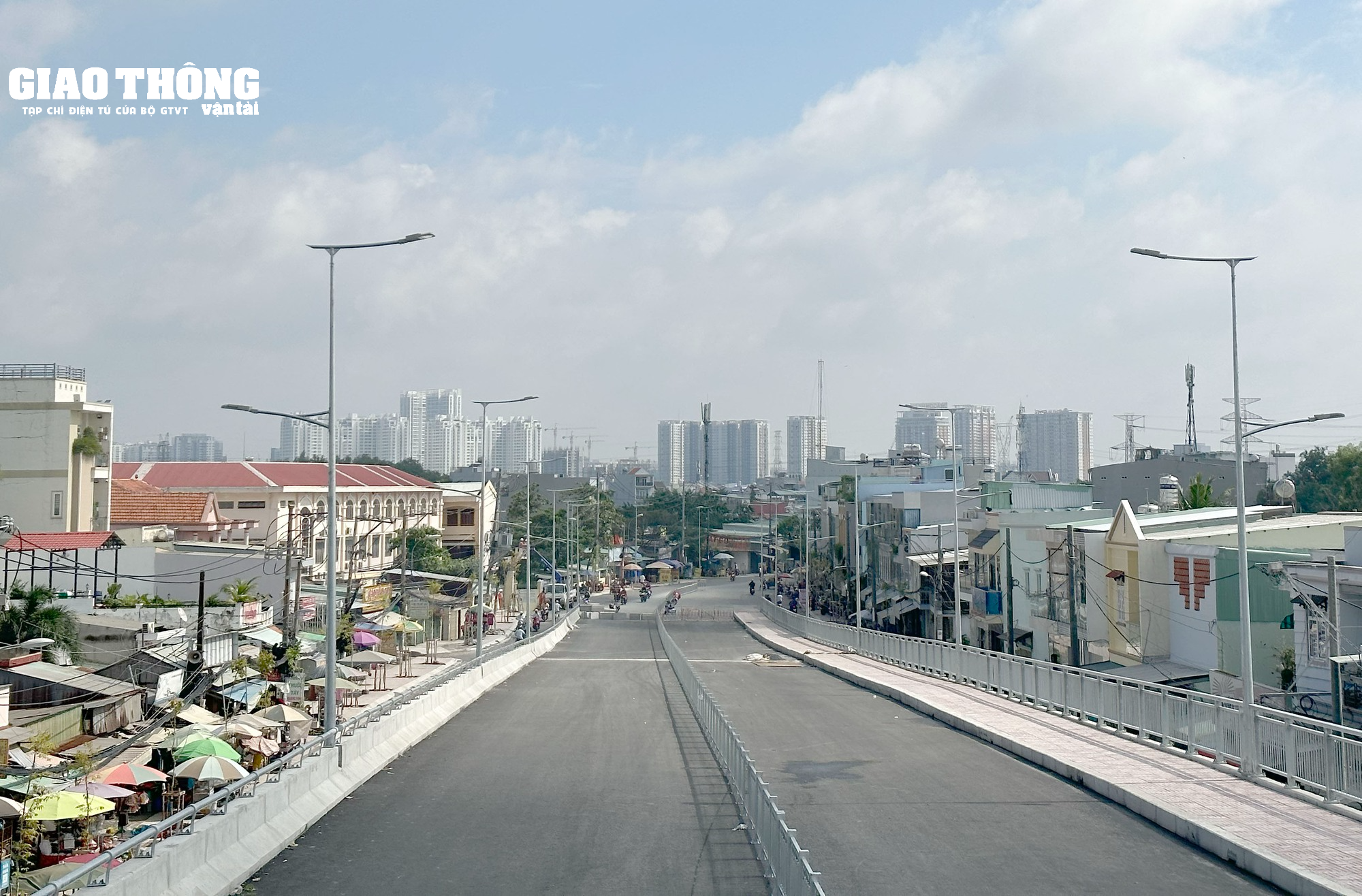 TP.HCM: Cận cảnh cầu Long Kiểng gần 600 tỷ đồng chuẩn bị thông xe vào dịp lễ Quốc khánh 2/9 - Ảnh 1. TP.HCM: Cận cảnh cầu Long Kiểng gần 600 tỷ đồng chuẩn bị thông xe vào dịp lễ Quốc khánh 2/9 - Ảnh 1.
