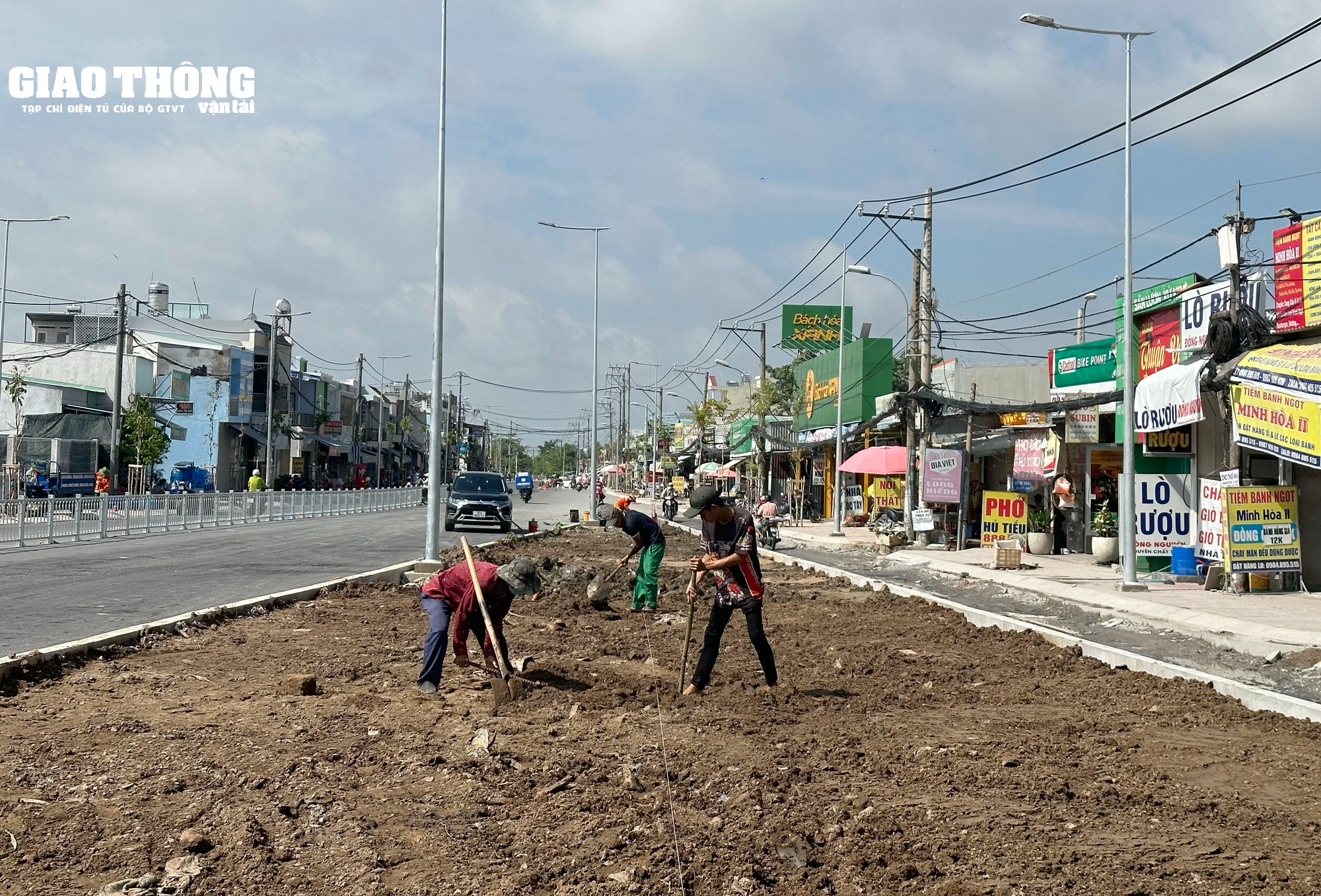 TP.HCM: Cận cảnh cầu Long Kiểng gần 600 tỷ đồng chuẩn bị thông xe vào dịp lễ Quốc khánh 2/9 - Ảnh 7. TP.HCM: Cận cảnh cầu Long Kiểng gần 600 tỷ đồng chuẩn bị thông xe vào dịp lễ Quốc khánh 2/9 - Ảnh 7.