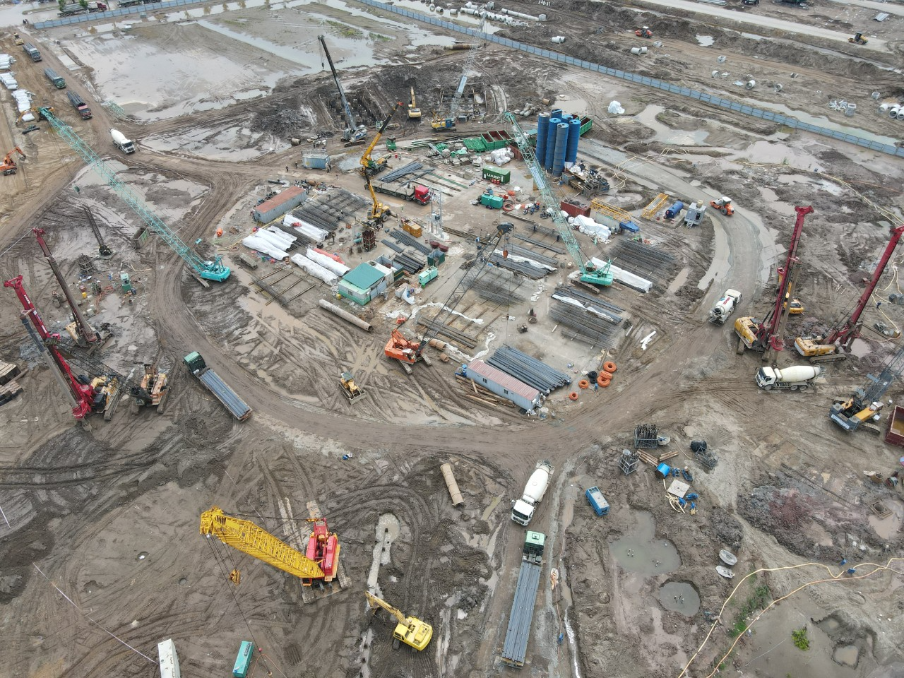 Ảnh: Hai nhà thầu lớn làm cầu dây văng hơn 2.000 tỷ đồng có tiến độ ngắn kỷ lục - Ảnh 8.