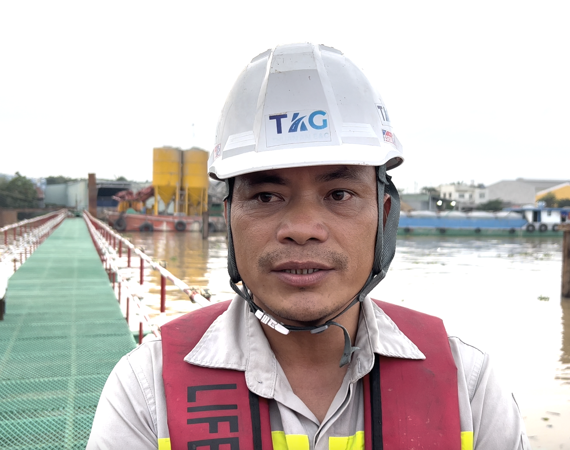 Ảnh: Cầu Rạch Miễu 2 thi công vượt tiến độ, hai bệ trụ vươn khỏi mặt nước sông Tiền - Ảnh 6. Ảnh: Cầu Rạch Miễu 2 thi công vượt tiến độ, hai bệ trụ vươn khỏi mặt nước sông Tiền - Ảnh 6.