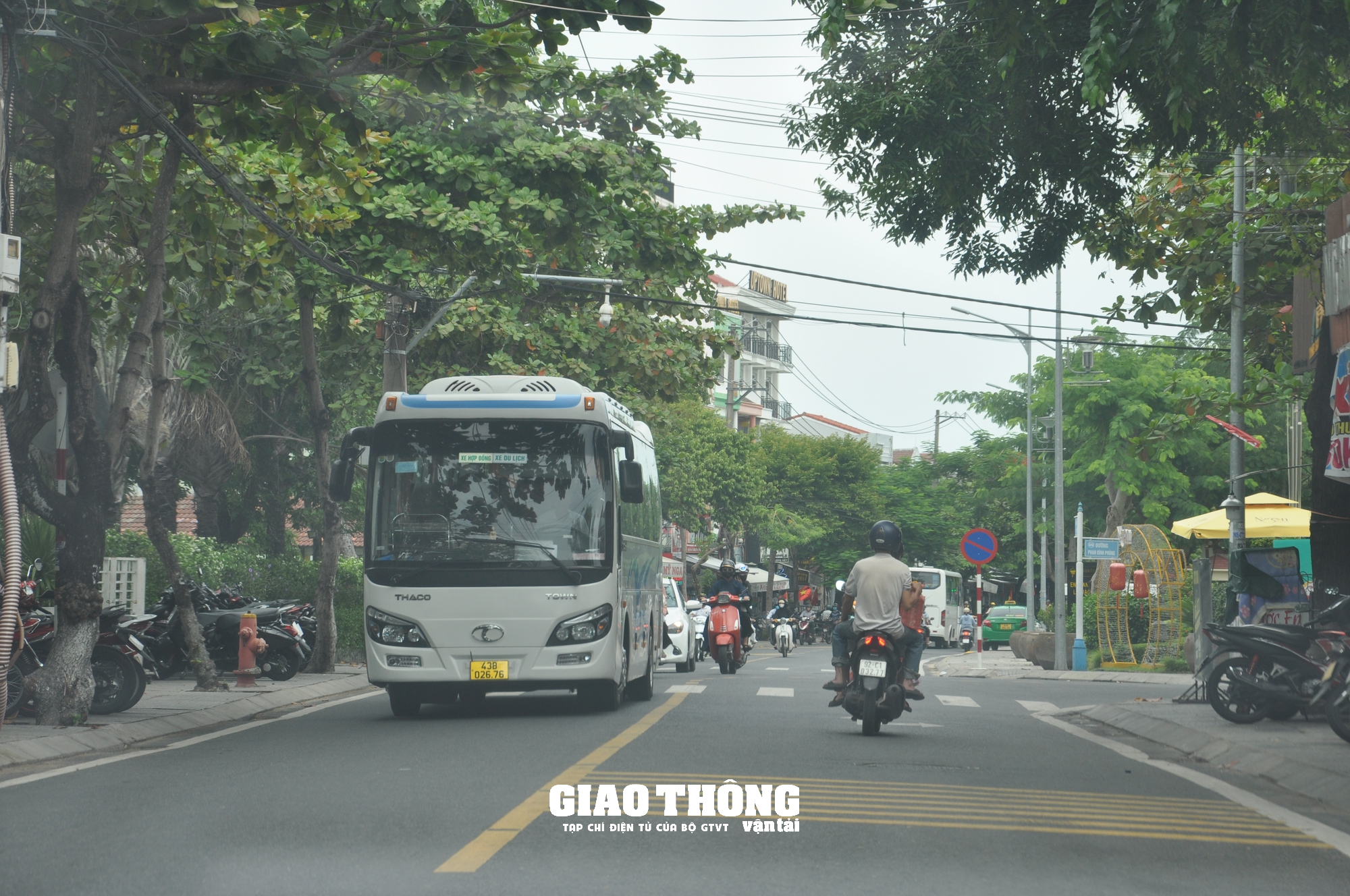 CSGT Hội An nỗ lực đảm bảo TTATGT phục vụ du lịch kỳ nghỉ lễ Quốc khánh 2/9 - Ảnh 2.