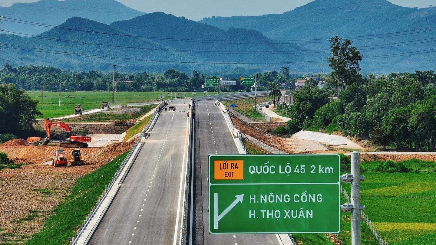 Hoàn thành nhanh hơn 1.800 km đường cao tốc và những khó khăn huy động vốn xã hội hóa đặt ra - Ảnh 3.