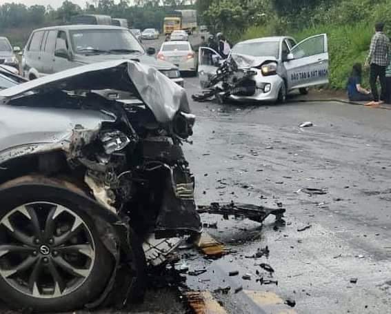 Đắk Nông: Xe tập lái gặp tai nạn, thầy dạy lái xe tử vong - Ảnh 1.