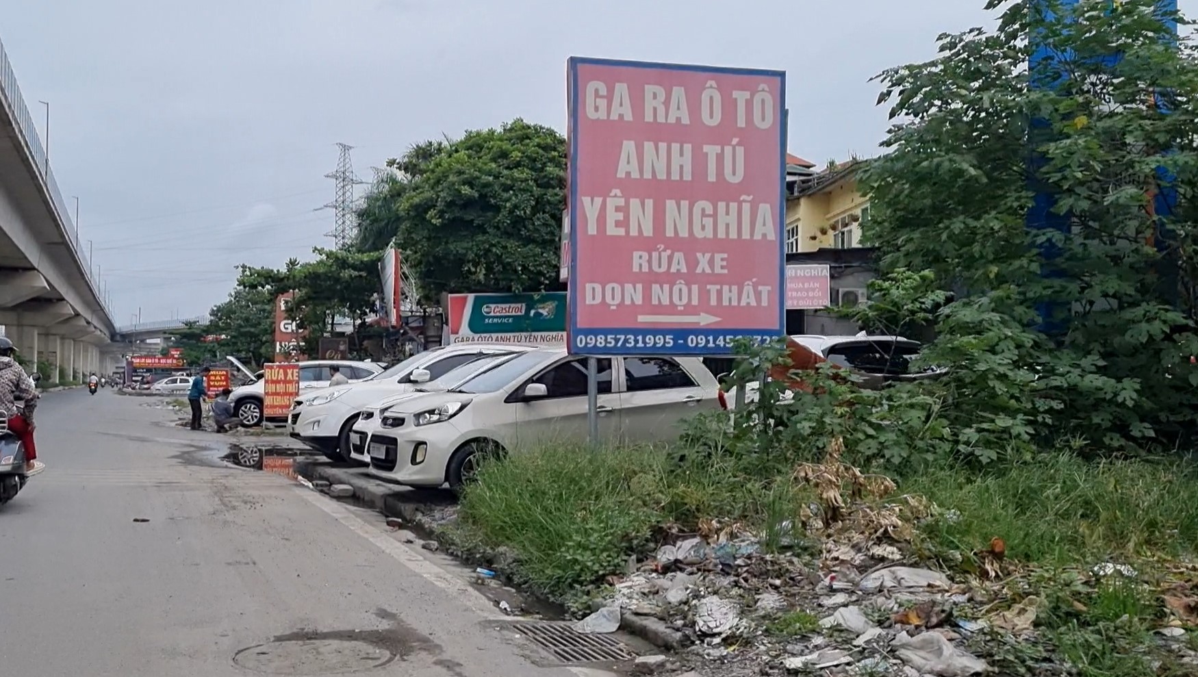 Hà Nội: Nhức nhối vi phạm hành lang đường bộ trên Quốc lộ 6- Ảnh 4.