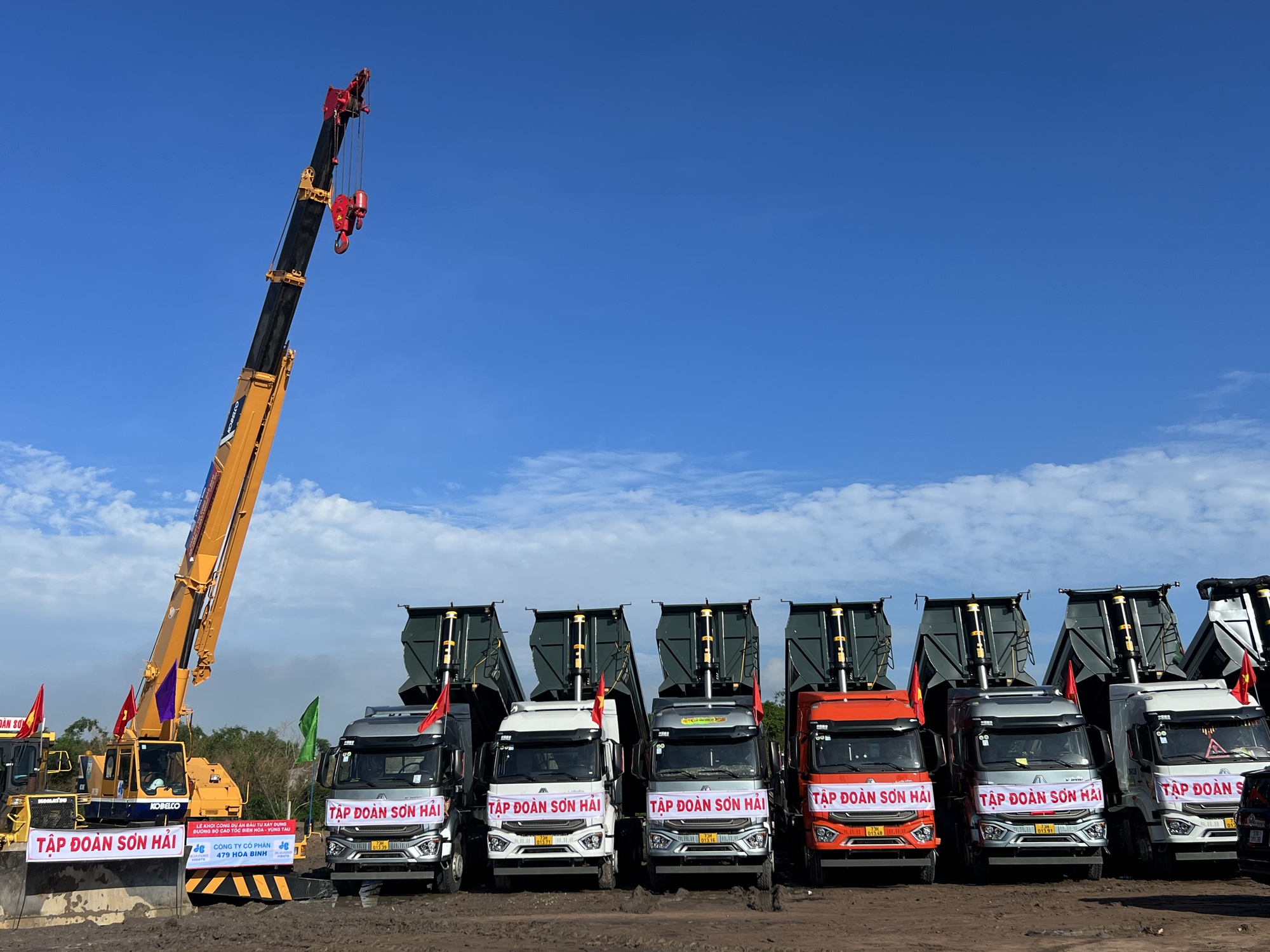 Đốc thúc Đồng Nai bàn giao mặt bằng cho cao tốc Biên Hoà - Vũng Tàu - Ảnh 2.