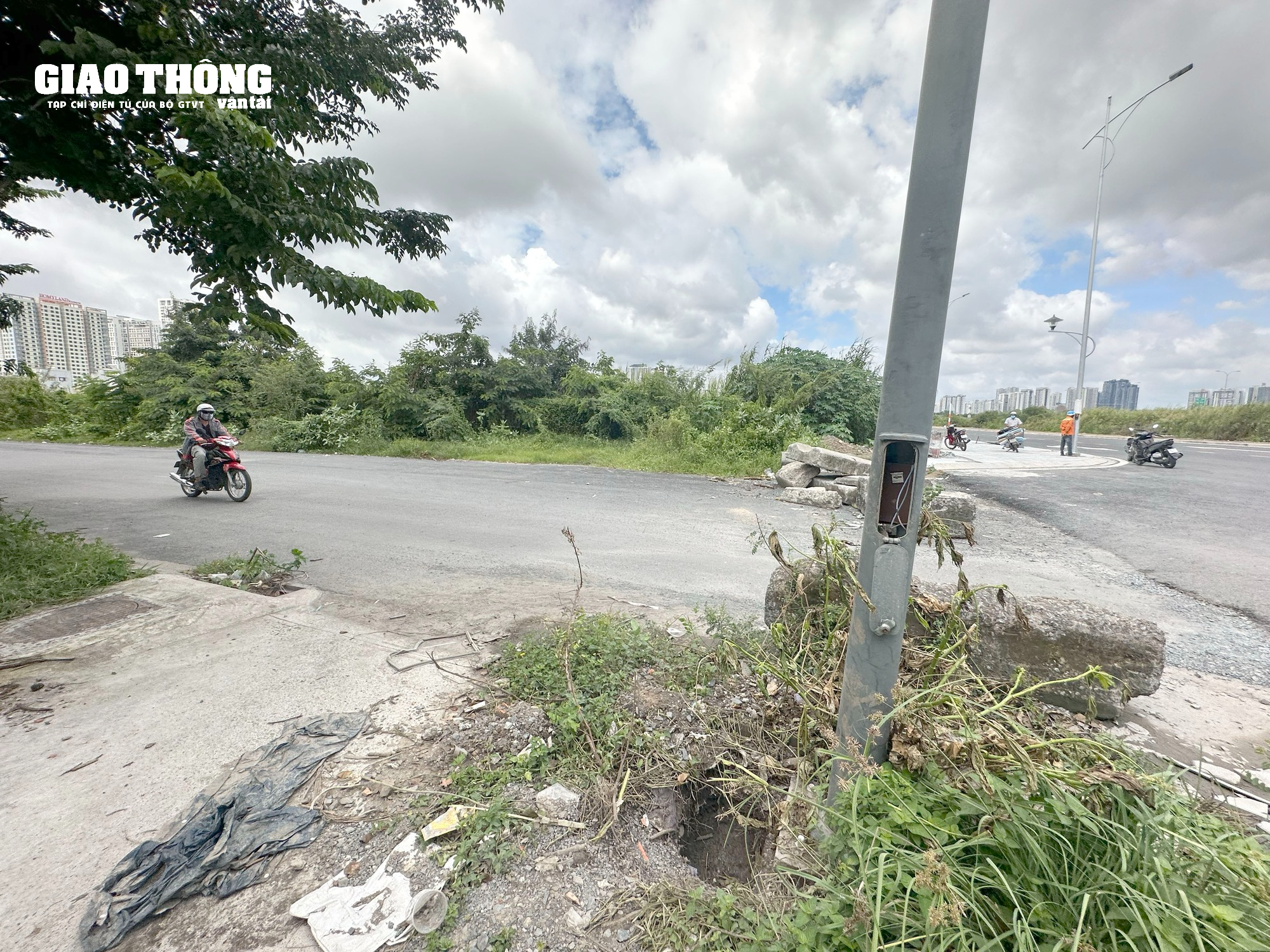 Đường song hành cao tốc TP.HCM - Long Thành - Dầu Giây vừa thông xe đã bị trộm dây điện chiếu sáng - Ảnh 11.