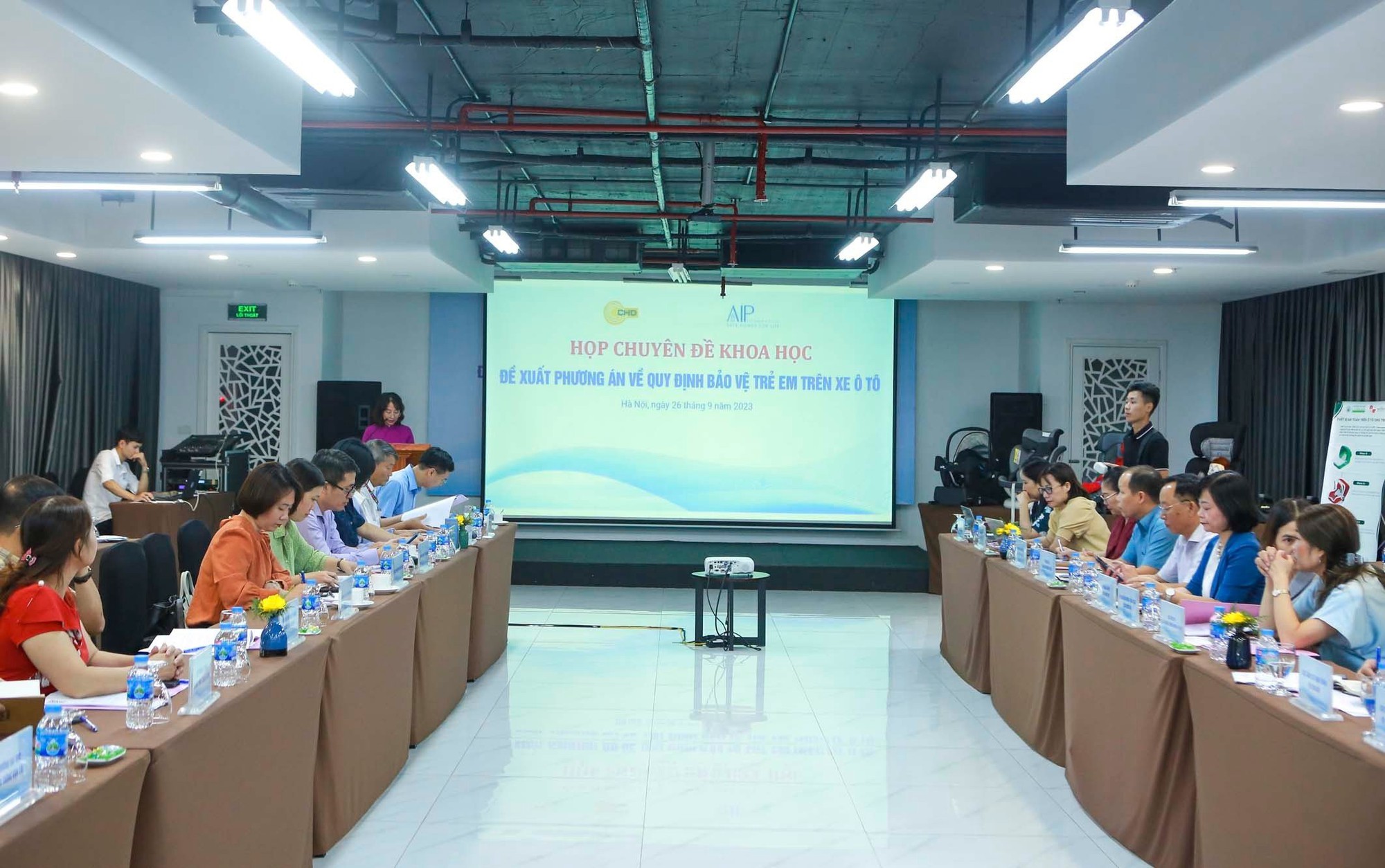 Cần luật hoá quy định thiết bị an toàn cho trẻ đi ô tô  - Ảnh 2.