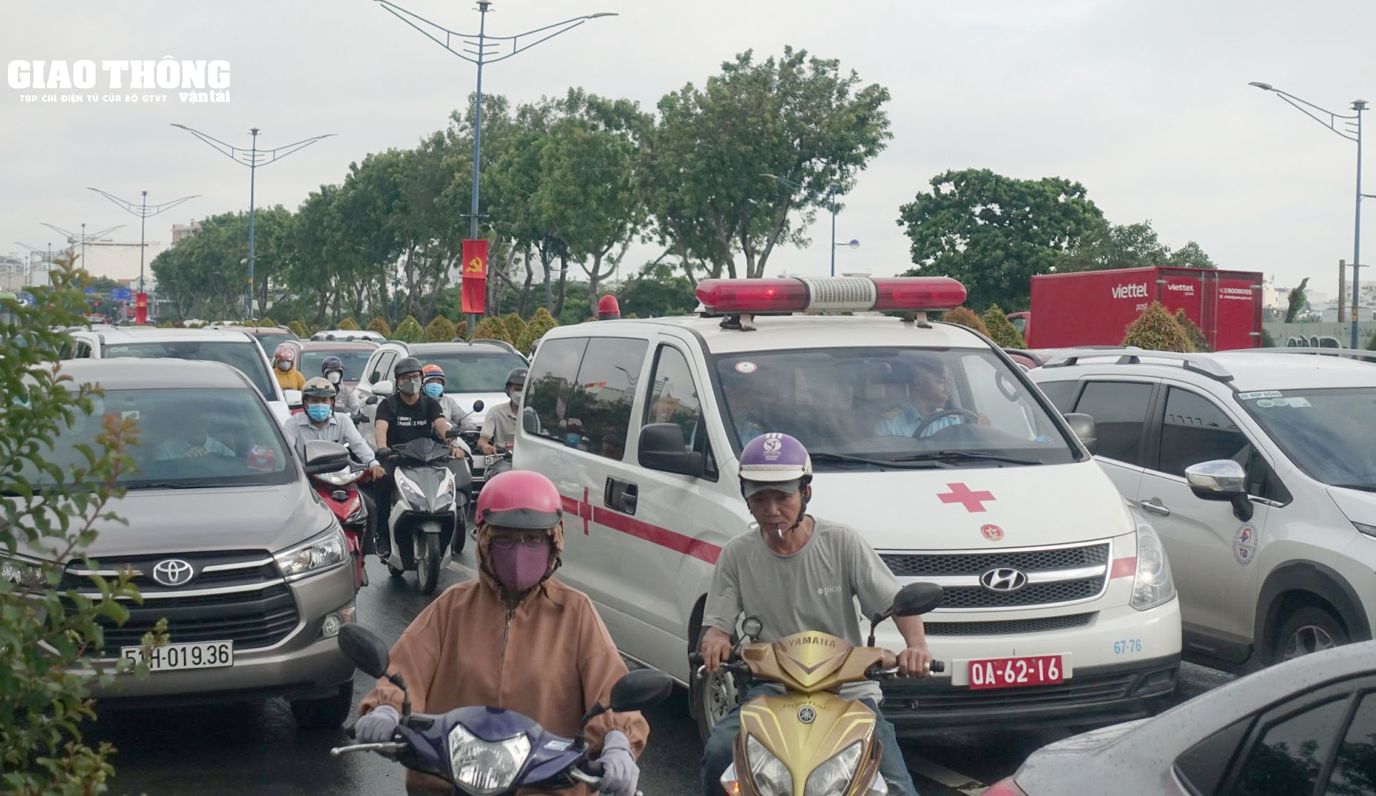 TP.HCM nhiều tuyến đường ùn tắc giao thông sau kỳ nghỉ lễ 2/9 - Ảnh 9.