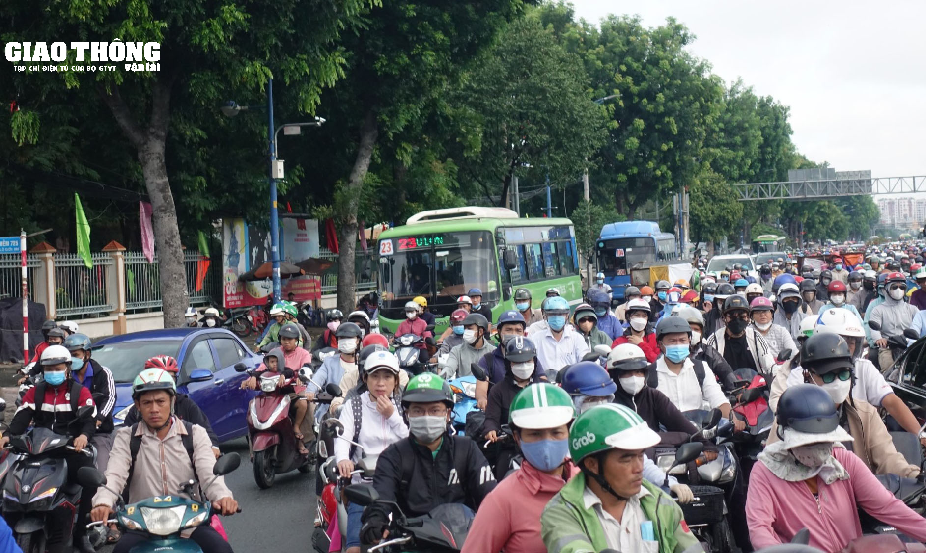 TP.HCM nhiều tuyến đường ùn tắc giao thông sau kỳ nghỉ lễ 2/9 - Ảnh 3.