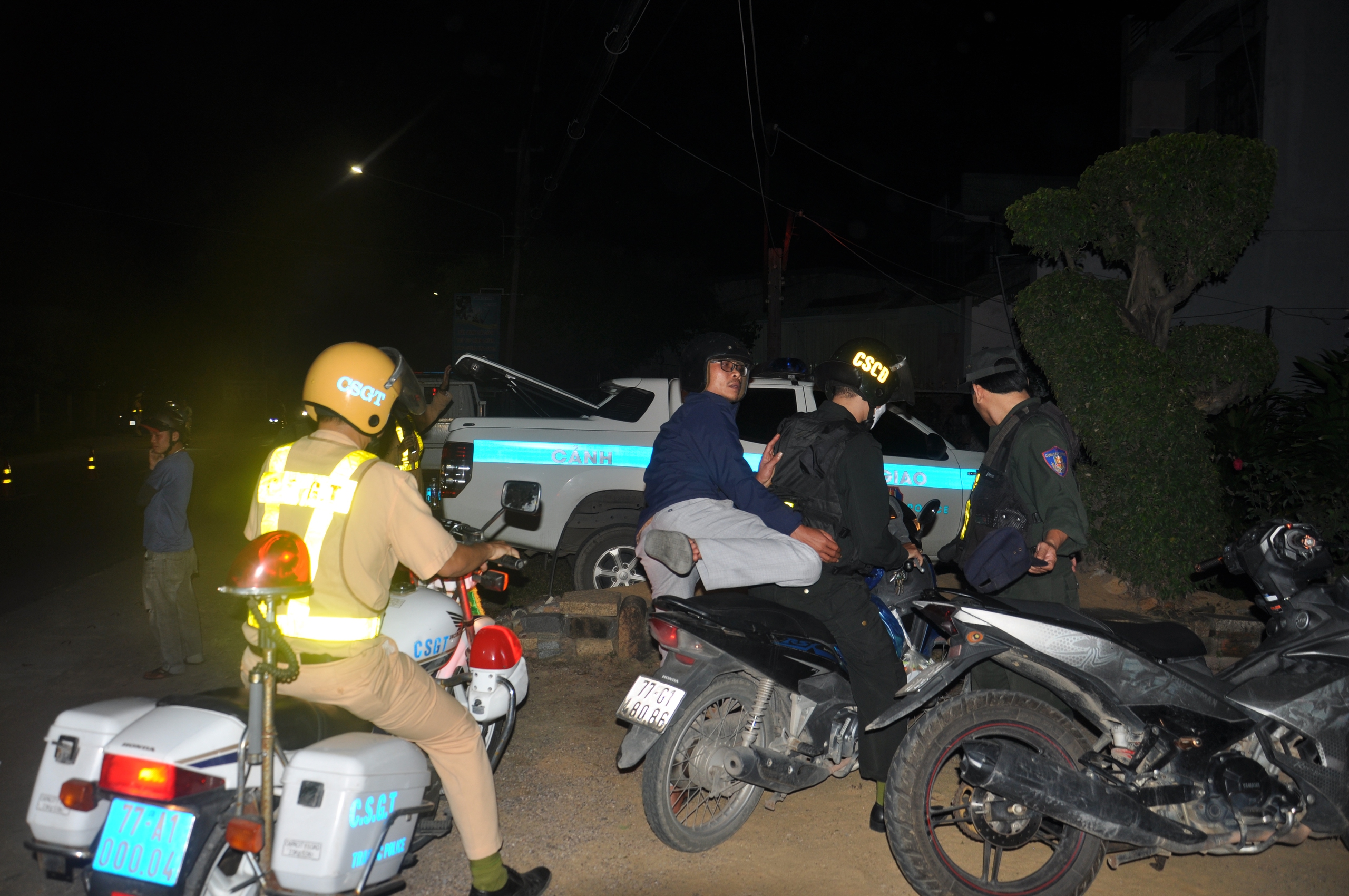 Video CSGT Bình Định xử lý nồng độ cồn ở QL19C: Nhiều lái xe vi phạm mức 