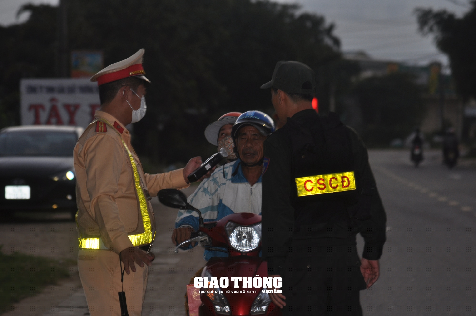 Video CSGT Bình Định xử lý nồng độ cồn ở QL19C: Nhiều lái xe vi phạm mức 