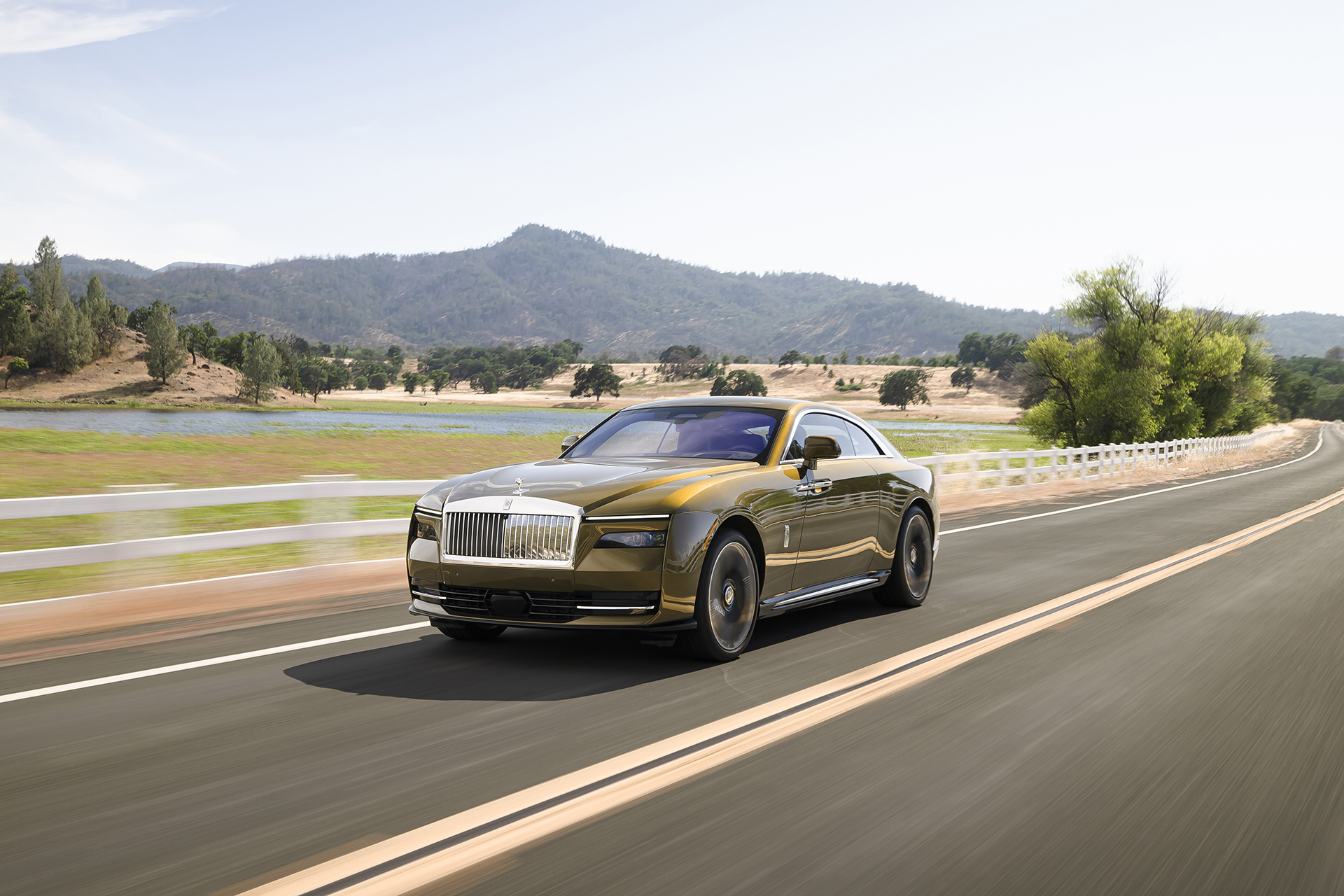 Rolls-Royce Spectre - Coupé siêu sang thuần điện đầu tiên giá từ 18 tỷ đồng- Ảnh 13.