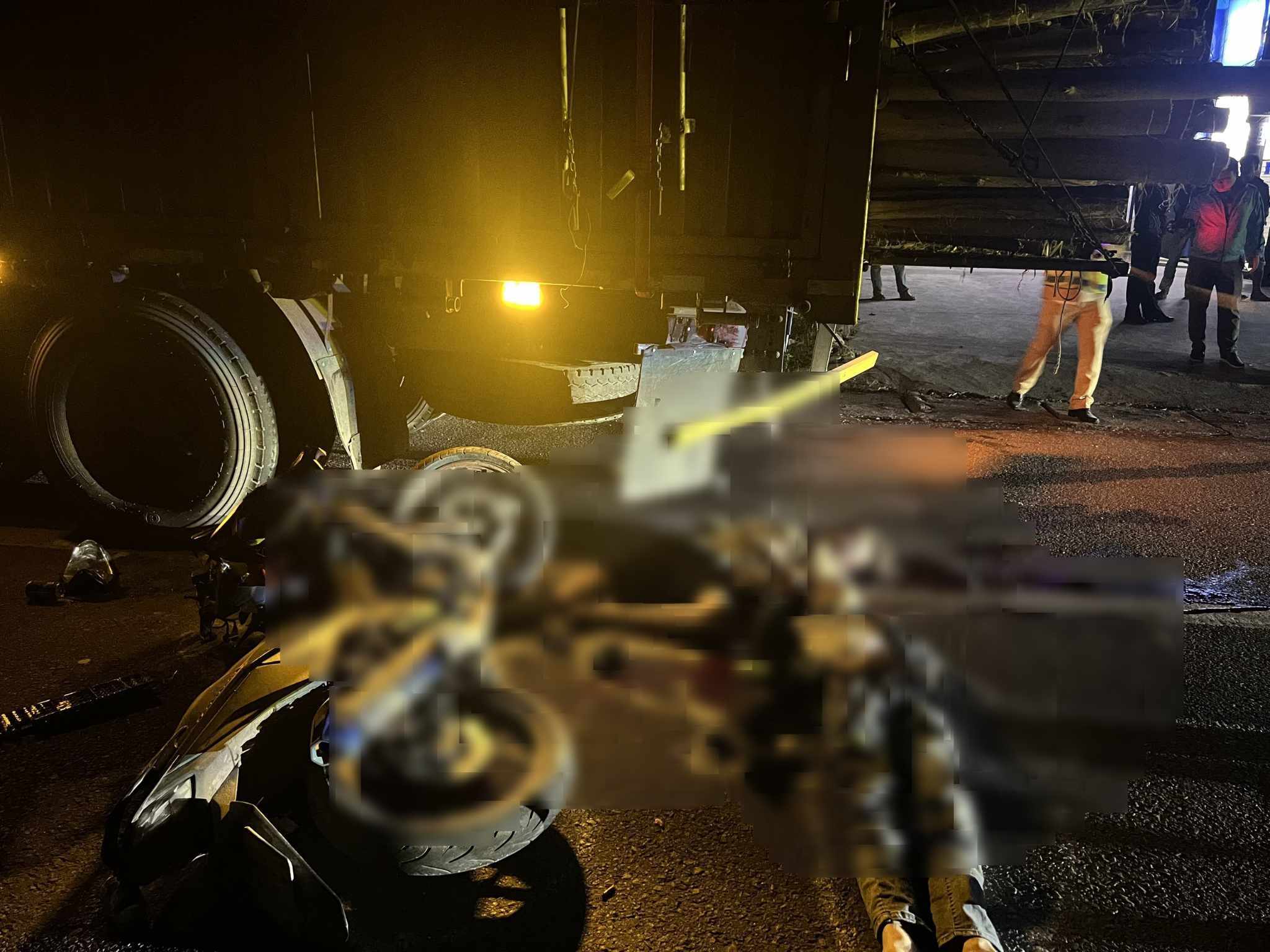 Video thầy giáo dạy lái xe vi phạm nồng độ cồn chở theo 3 học viên- Ảnh 2.