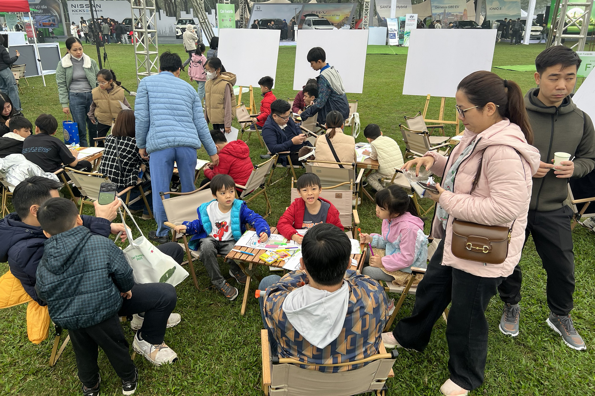 Chính thức diễn ra Triển lãm Xe điện hoá đầu tiên tại Việt Nam- Ảnh 5. Chính thức diễn ra Triển lãm Xe điện hoá đầu tiên tại Việt Nam- Ảnh 5.