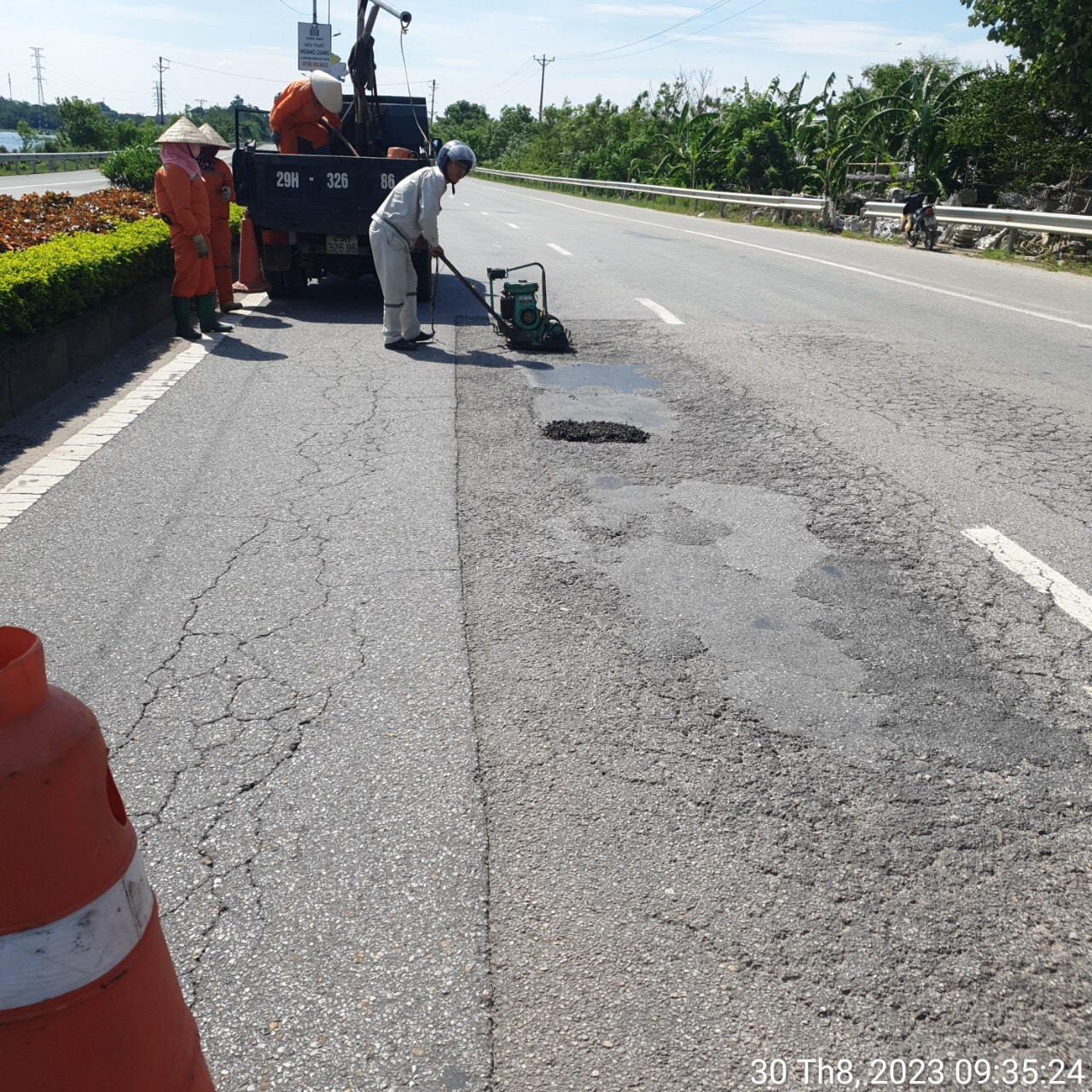 Đảm bảo ATGT trên QL2 đoạn qua tỉnh Vĩnh Phúc- Ảnh 3.