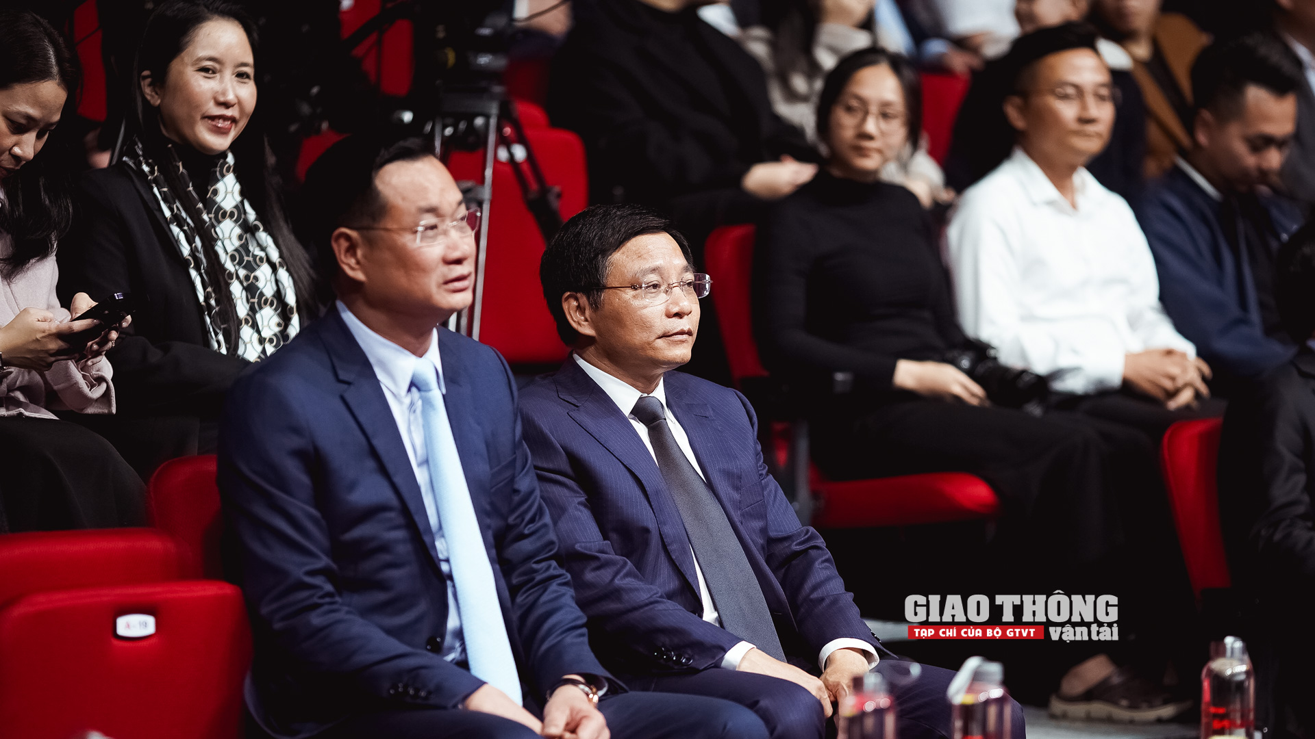 Kích thích sáng tạo truyền thông ATGT bằng hình ảnh- Ảnh 2.