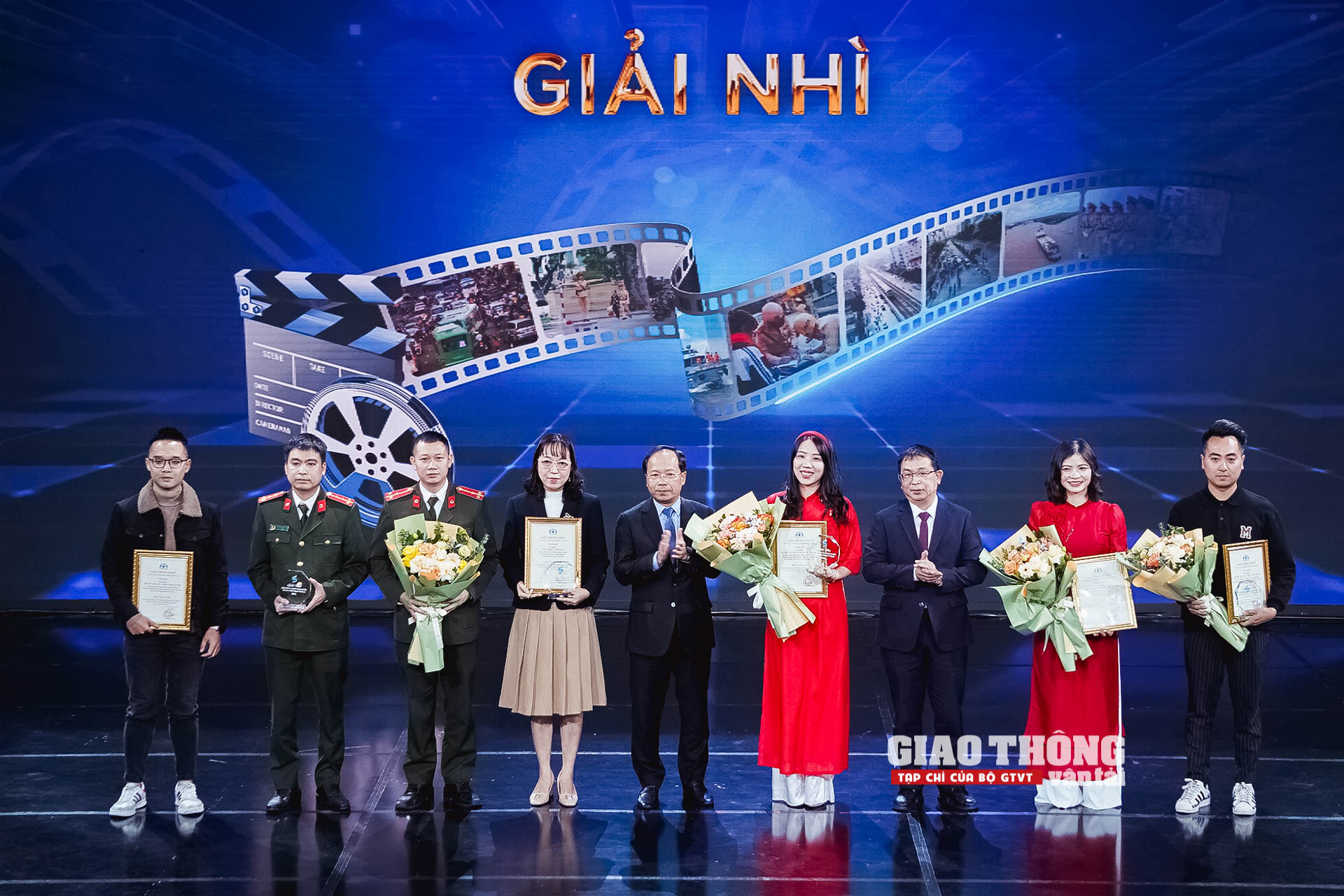 Kích thích sáng tạo truyền thông ATGT bằng hình ảnh- Ảnh 7.