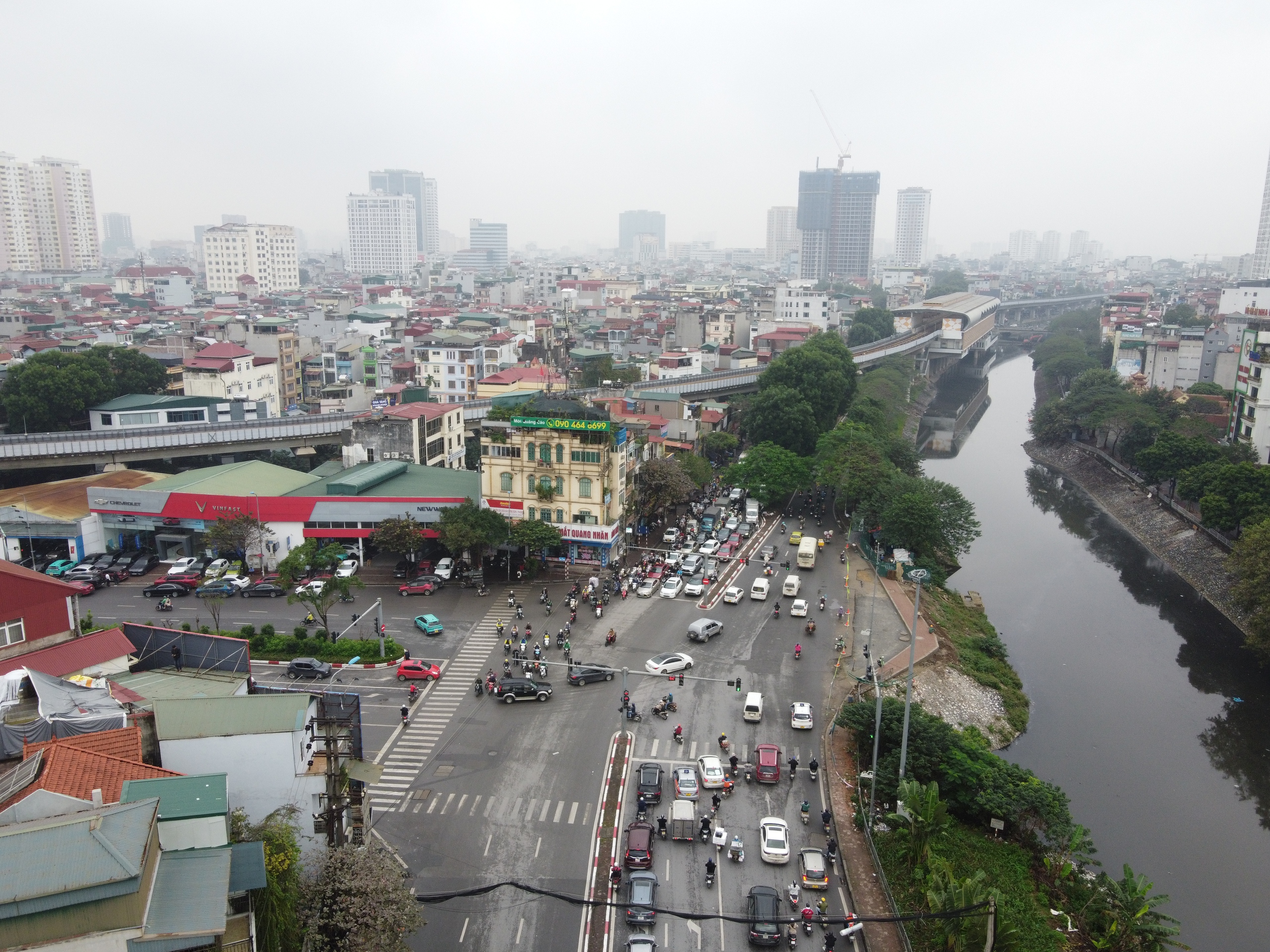 Cận cảnh đoạn tuyến Ngã Tư Sở - Cầu Giấy được đề xuất làm đường Vành đai 2 trên cao- Ảnh 8.