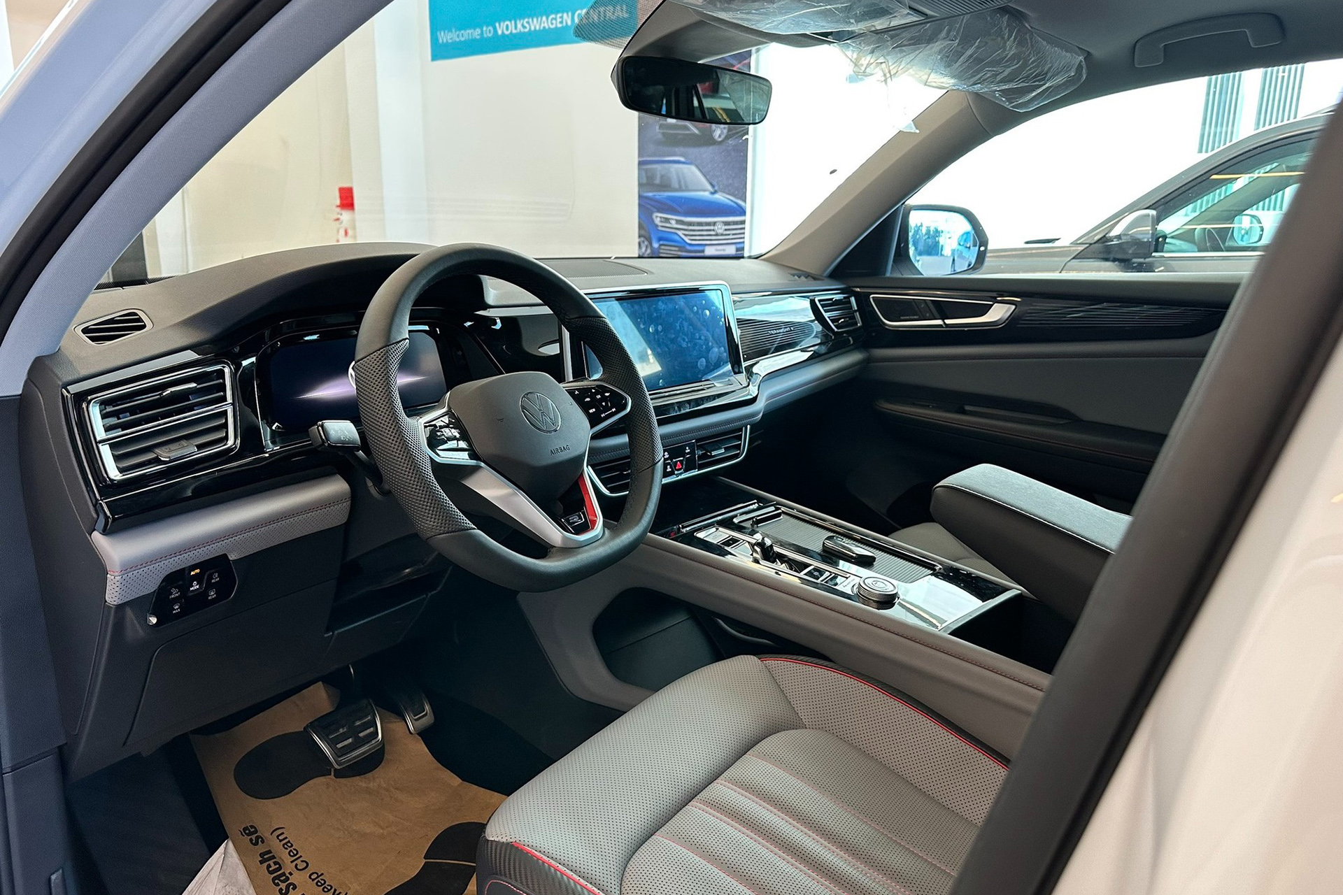 Volkswagen Teramont X đổ bộ đại lý, giá dự kiến 2,168 tỷ đồng- Ảnh 4.