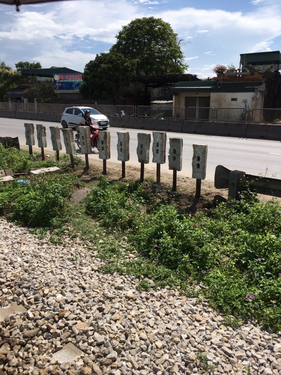 Sắp xóa bỏ nhiều lối đi tự mở qua đường sắt ở Thanh Hóa- Ảnh 3.