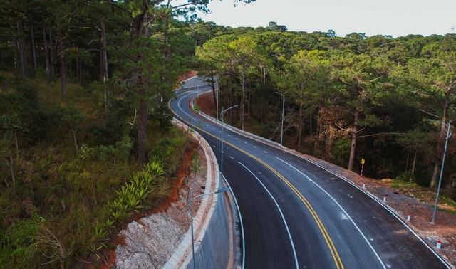 Chính thức thông xe toàn tuyến đèo Prenn- Ảnh 1. Chính thức thông xe toàn tuyến đèo Prenn- Ảnh 1.