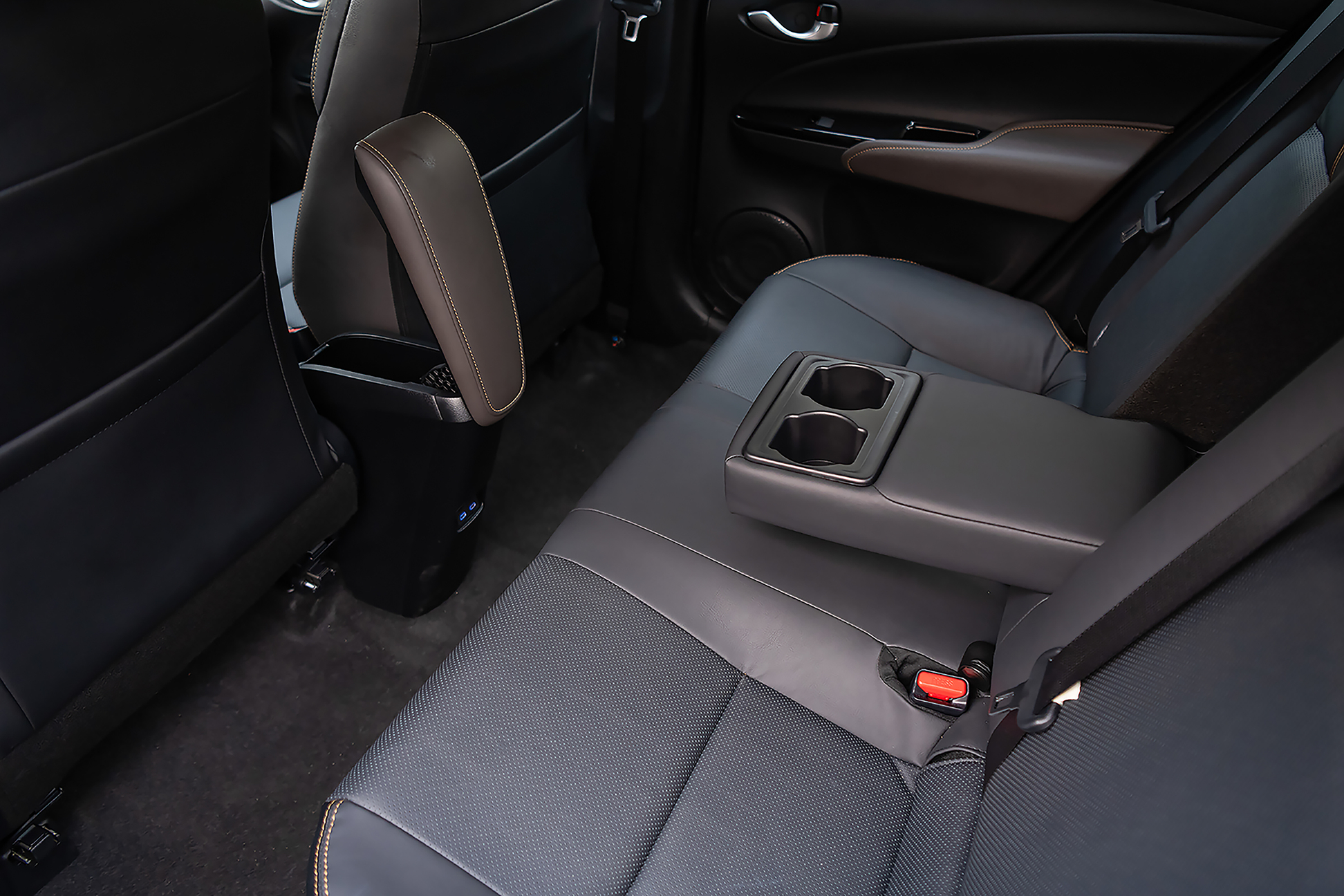 Giá lăn bánh xe Toyota Vios tháng 11/2024: Dồn dập ưu đãi, rẻ như Hyundai Grand i10 - Ảnh 8.