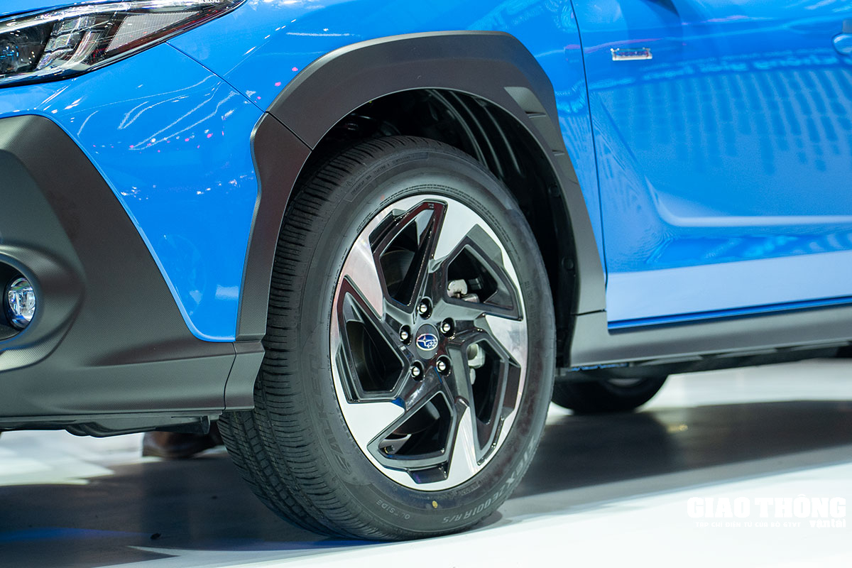 Trải nghiệm Subaru Crosstrek 2025 vừa ra mắt: Giá gần 1,3 tỷ đồng liệu có gặp khó?- Ảnh 8.