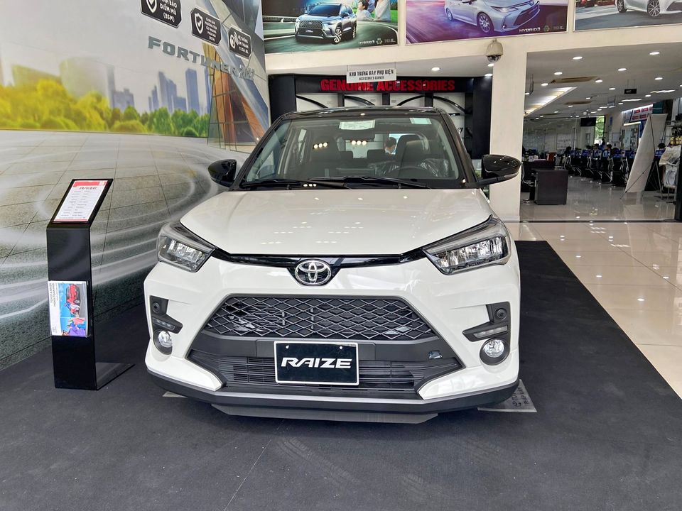 Sau 1 năm lăn bánh, đây là khấu haoVinFast VF5 và Toyota Raize sau 1 năm lăn bánh - Ảnh 1.