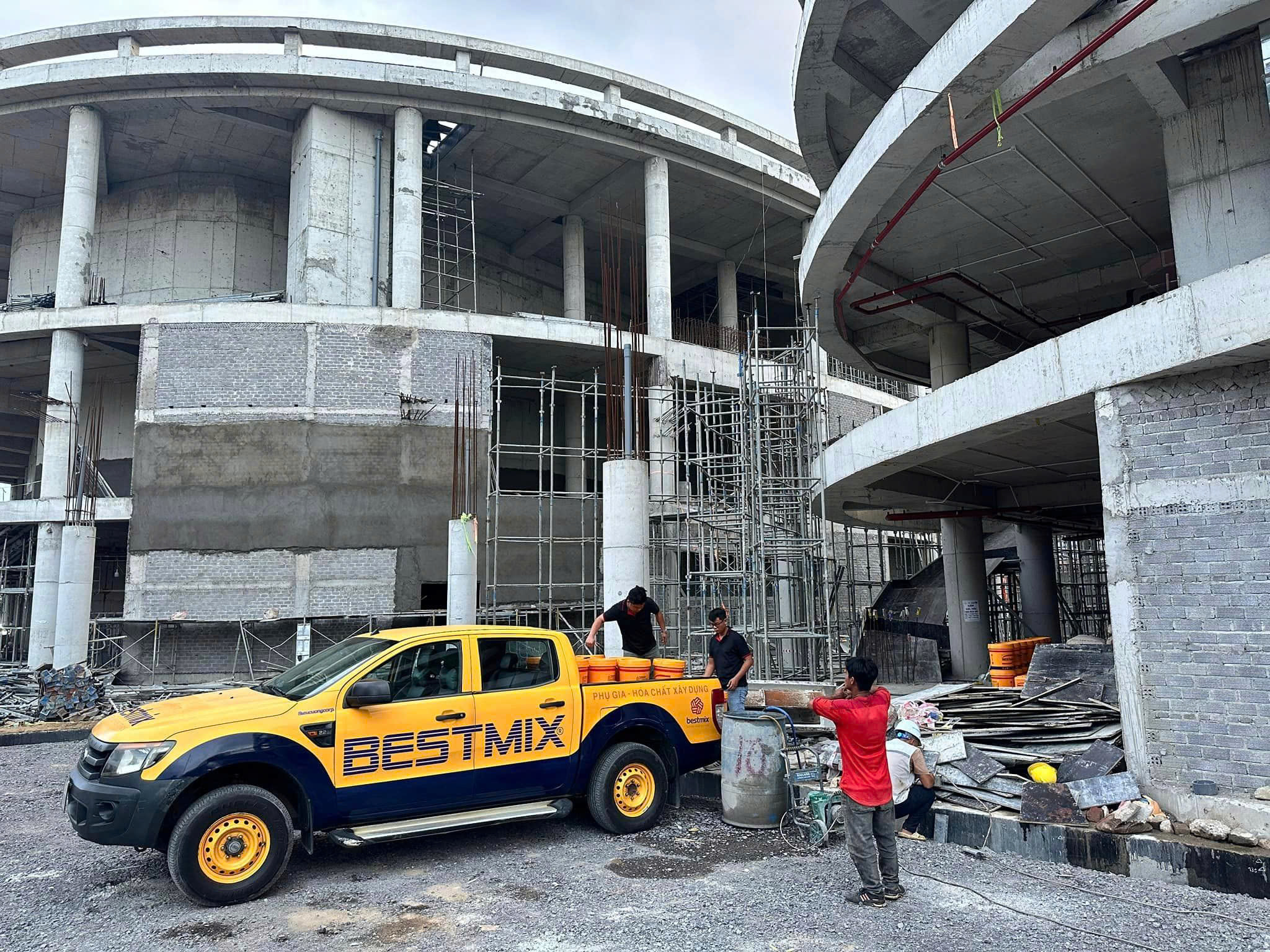 Ford Ranger đồng hành với thành công của chủ nhân - Ảnh 3.