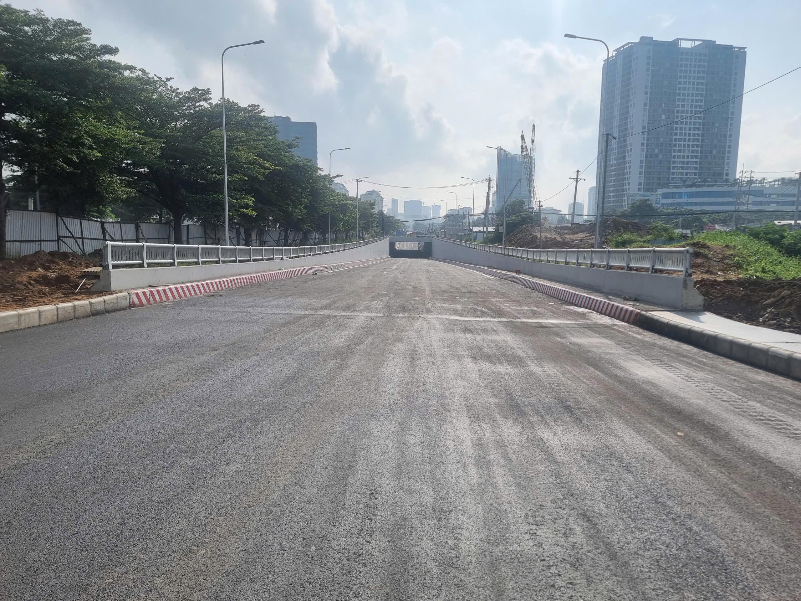 Tổng công ty Thăng Long hoàn thành nhánh hầm chui Nguyễn Văn Linh - Nguyễn Hữu Thọ, sẵn sàng thông xe - Ảnh 5.