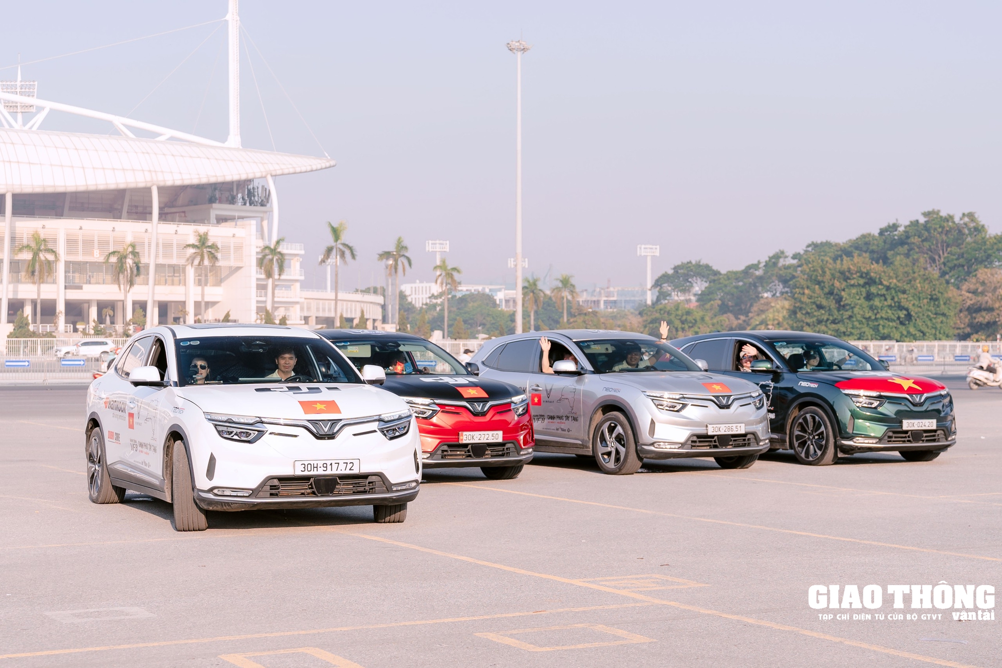 Sau Đông Dương, đoàn xe VinFast VF8 