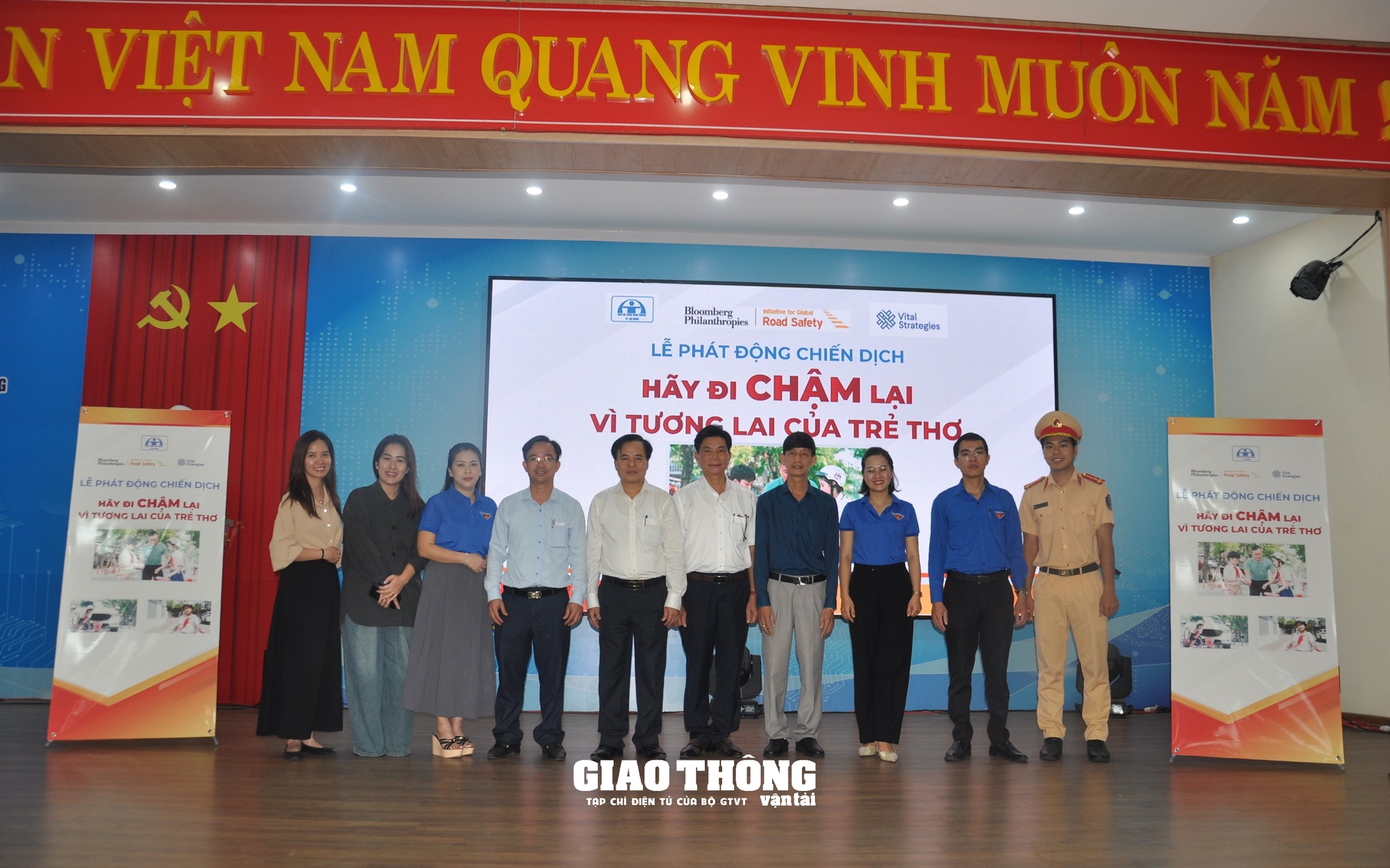 Chung tay thực hiện chiến dịch ATGT: