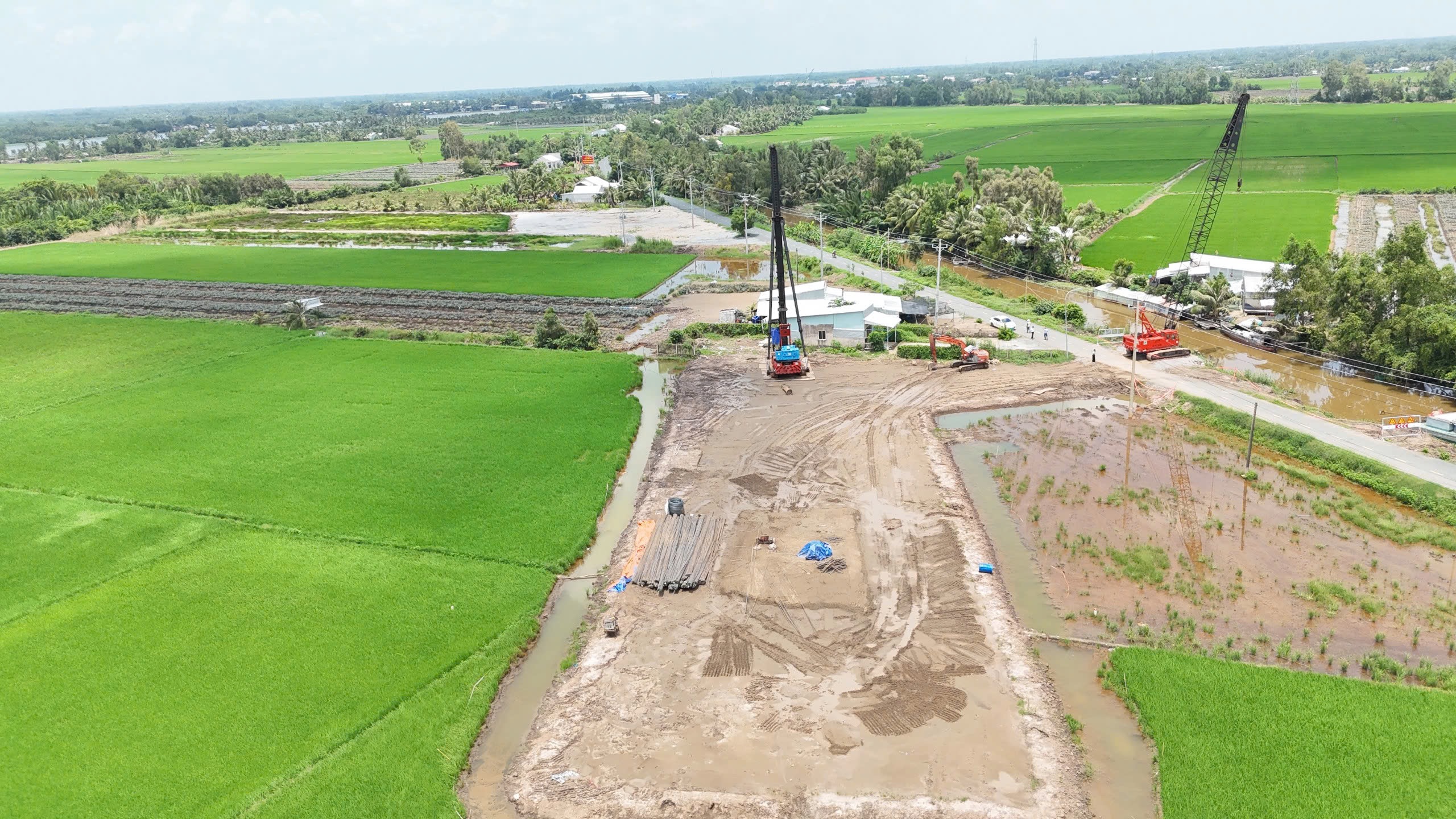 Chủ động nguồn vật liệu cát cho dự án đường Hồ Chí Minh- Ảnh 5.