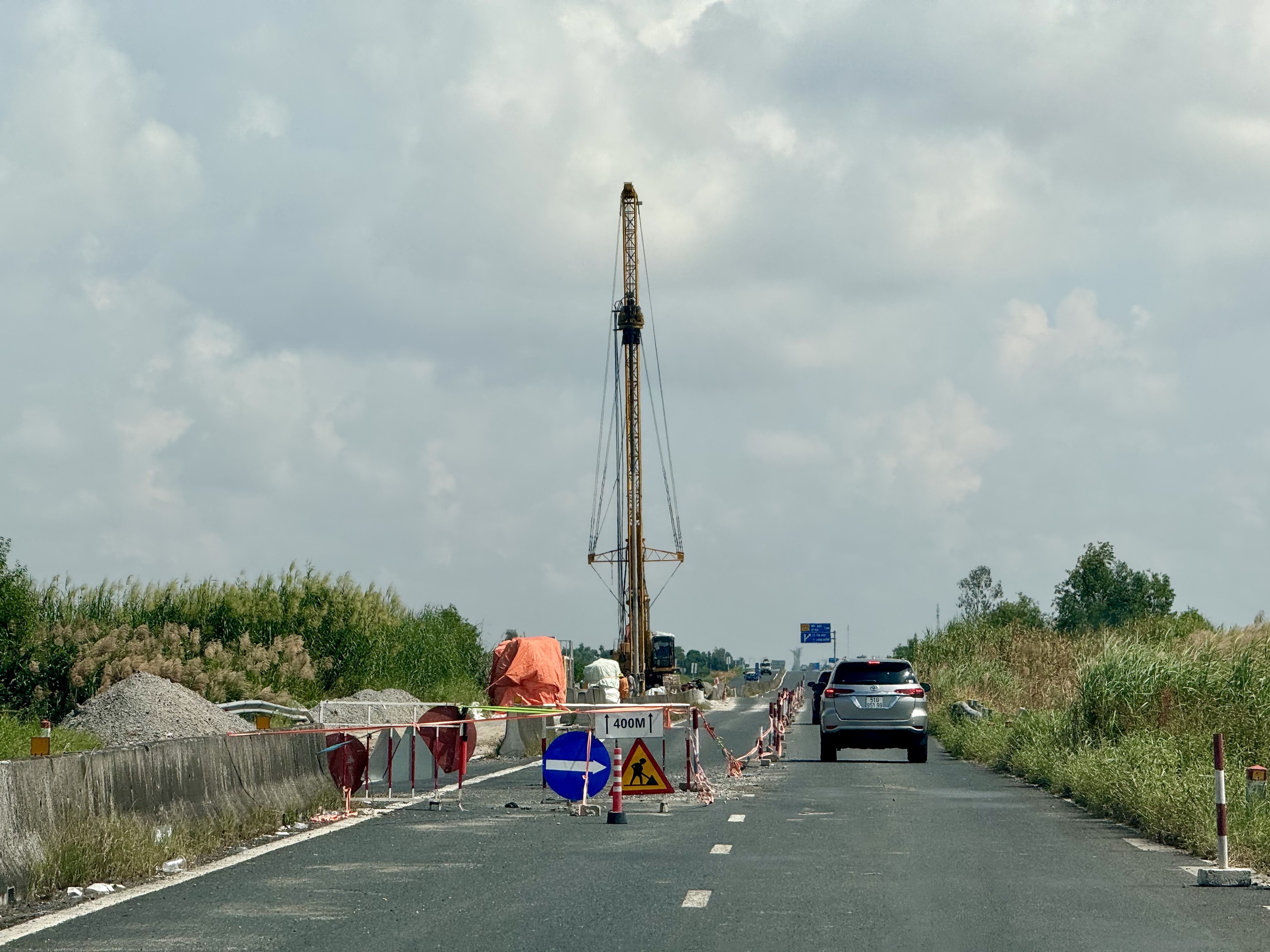 Cận cảnh quá trình thi công tuyến Lộ Tẻ - Rạch Sỏi- Ảnh 2.