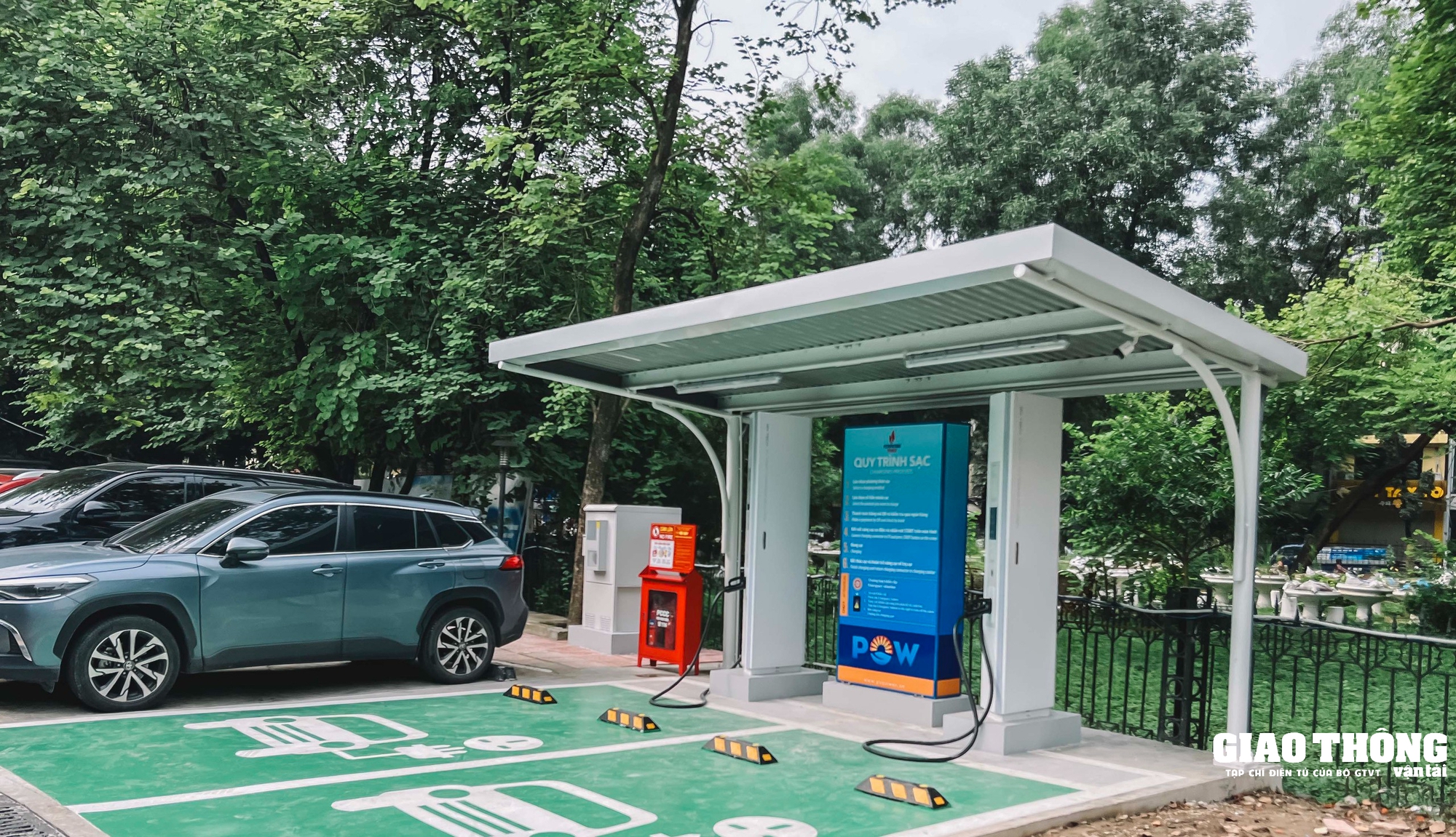 Cận cảnh trạm sạc PV Power: Ô tô điện Trung Quốc lại bị dập tắt hy vọng sạc xe giá rẻ như VinFast- Ảnh 1.