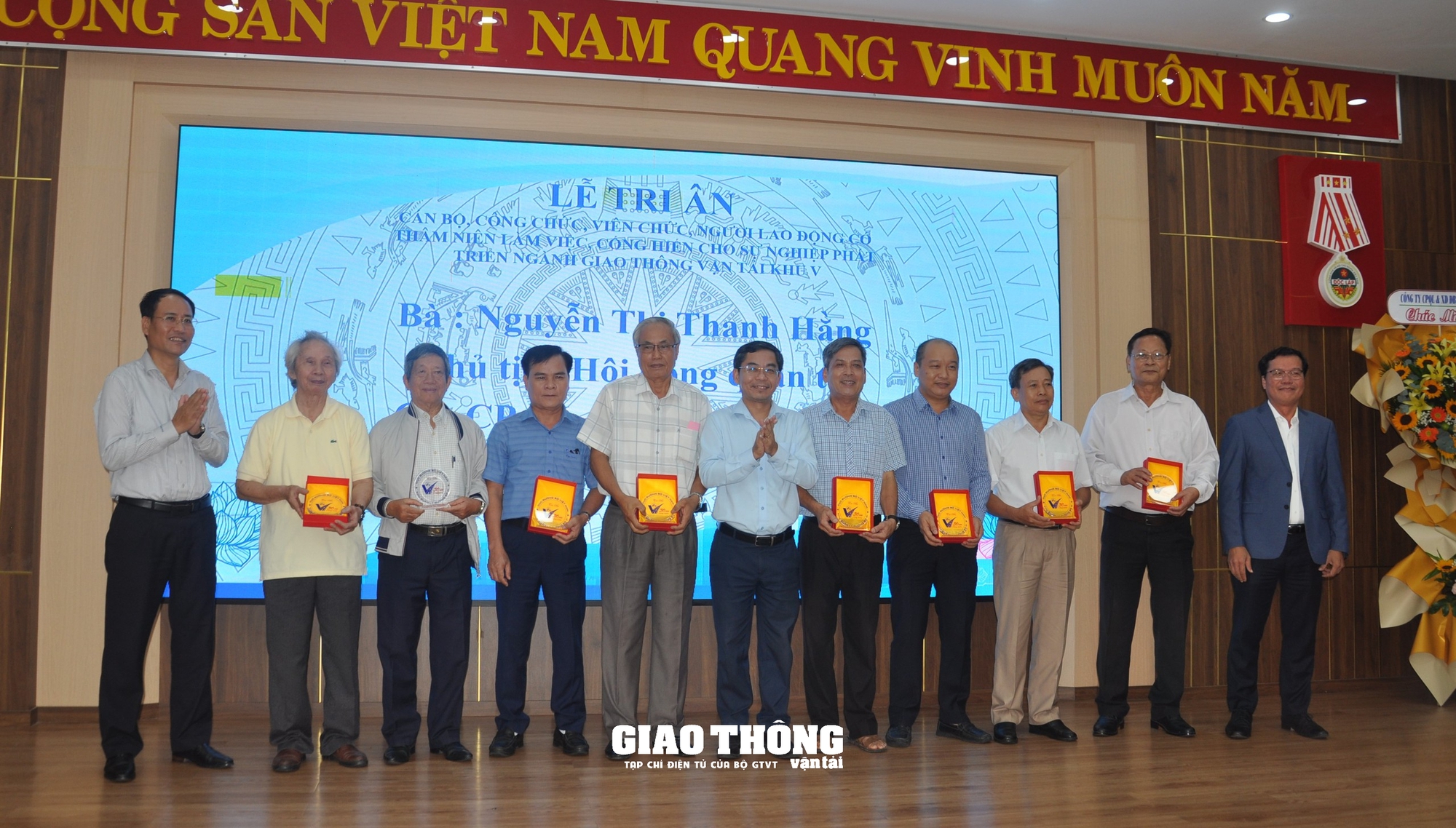 Ấm áp Ngày truyền thống Giao thông đường bộ Khu V - Ảnh 22.