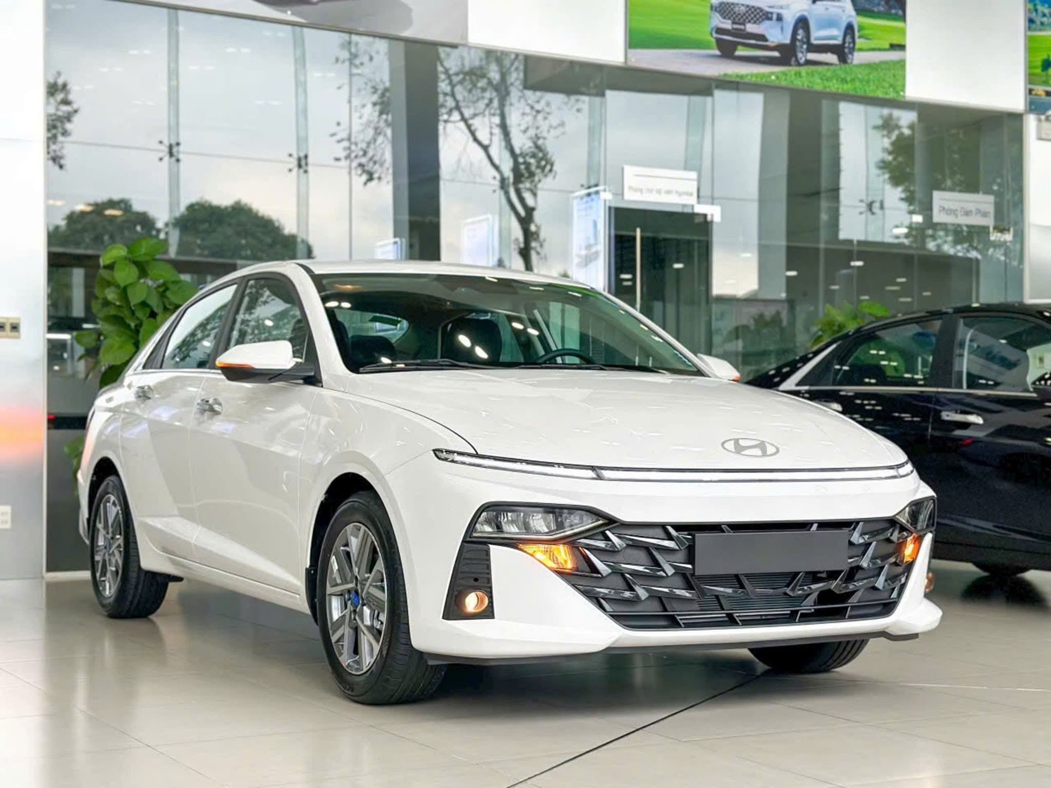 Giá xe Hyundai Accent lăn bánh tháng 11/2024: Giảm mạnh tại đại lý ngang Toyota Vios - Ảnh 1.