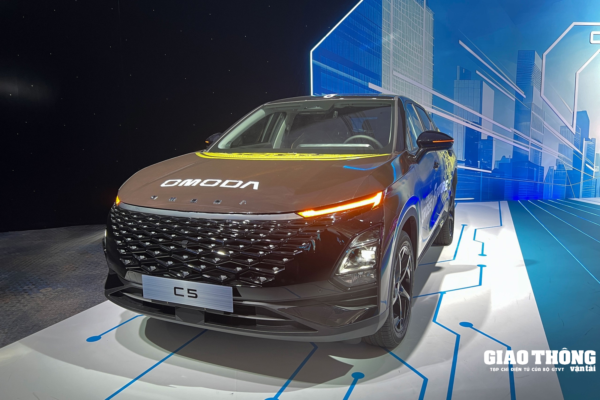 Omoda C5 chốt giá rẻ hàng đầu phân khúc: Có ADAS, động cơ mạnh nhất phân khúc- Ảnh 1.