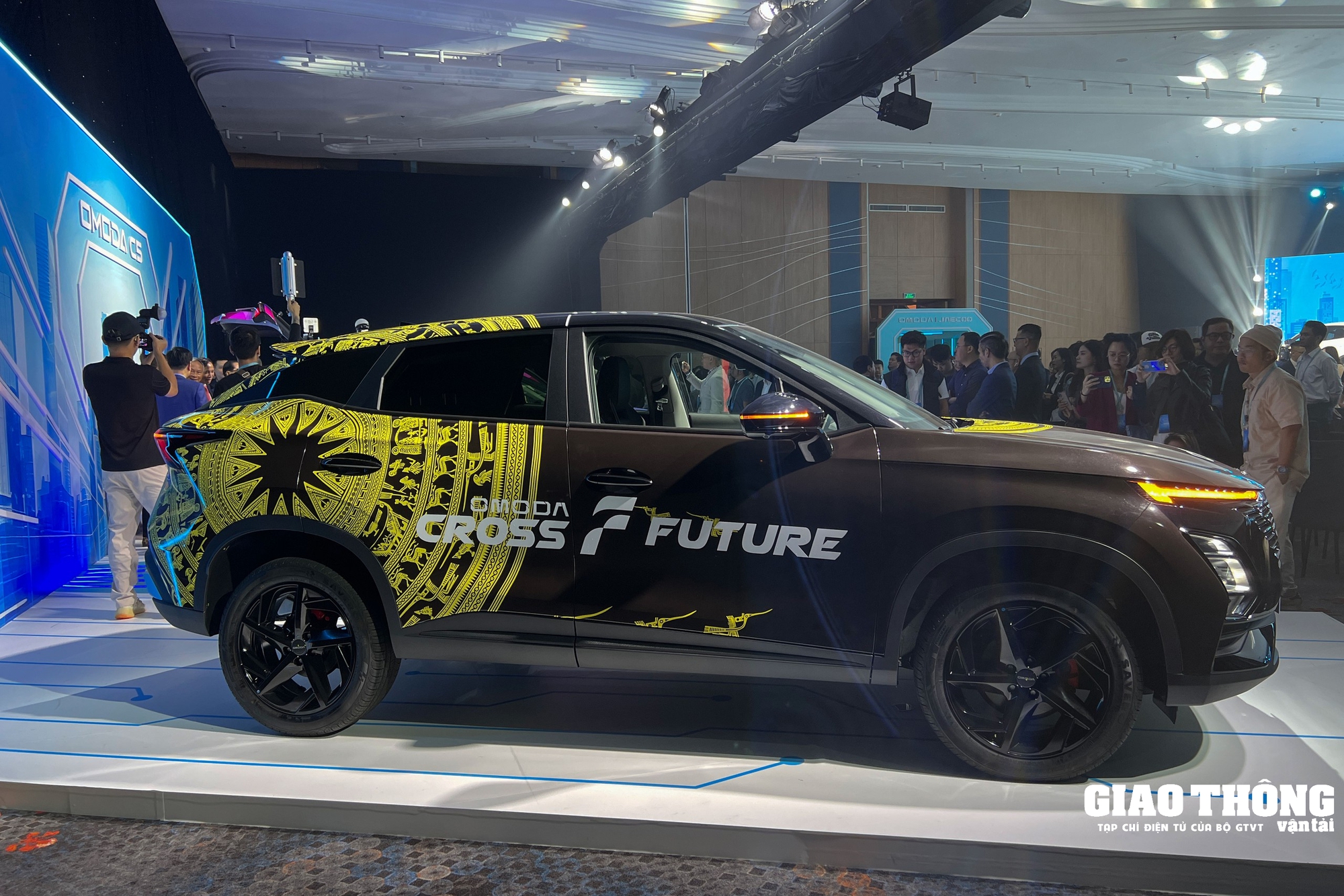 Soi 2 phiên bản Omoda C5 để thấy sự khác biệt về trang bị- Ảnh 2. Soi 2 phiên bản Omoda C5 để thấy sự khác biệt về trang bị- Ảnh 2.