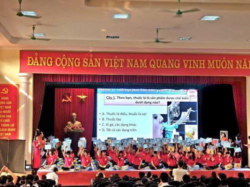 Xây dựng trường học không khói thuốc - Ảnh 1.