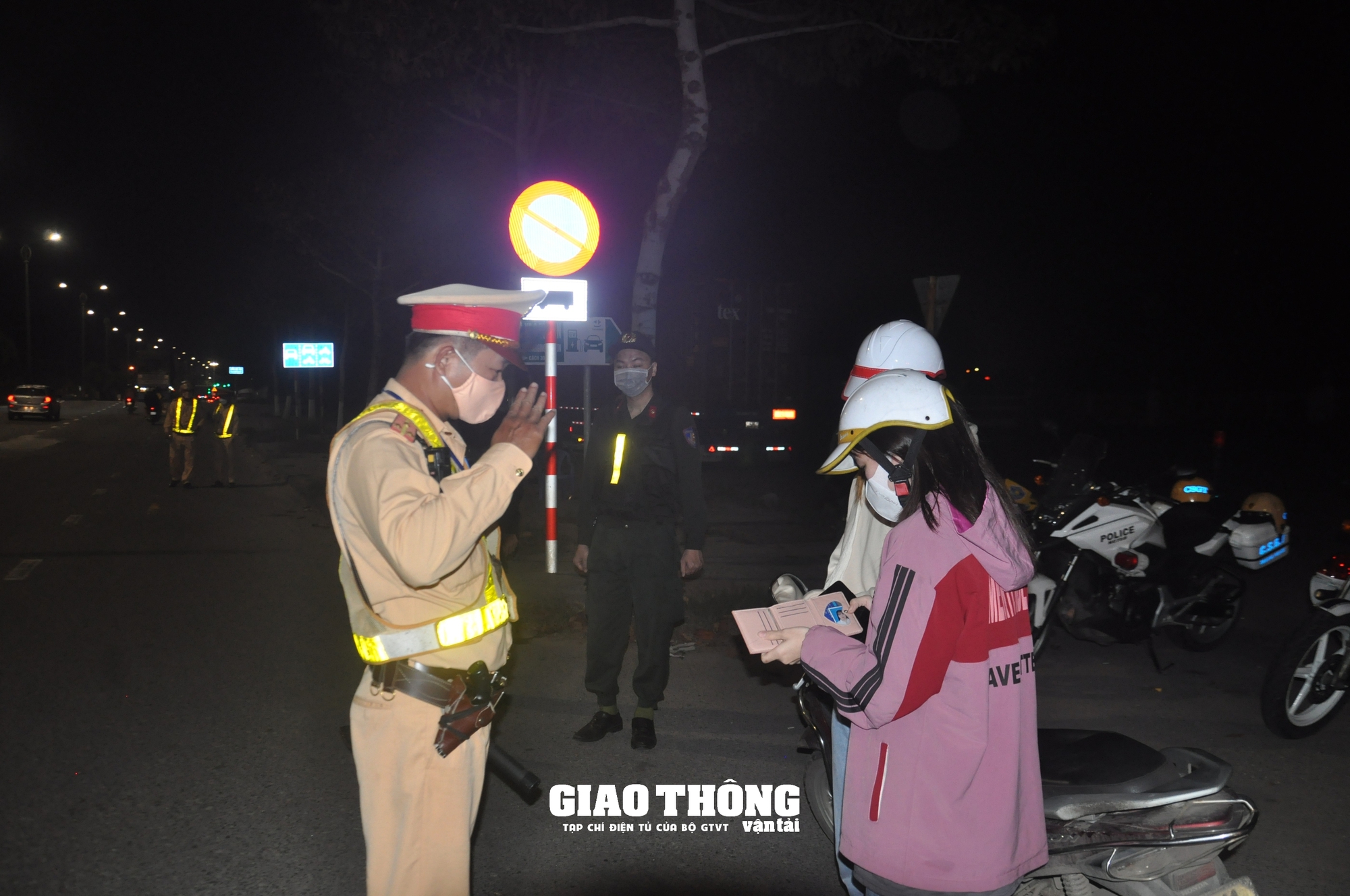 Đà Nẵng cùng hành động