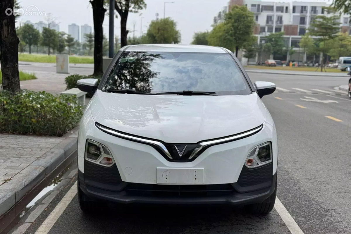 Ô tô cũ được người Việt liên hệ nhiều nhất năm 2024: Bất ngờ vị trí Toyota Vios, VinFast VF3, VF5 góp mặt- Ảnh 2.