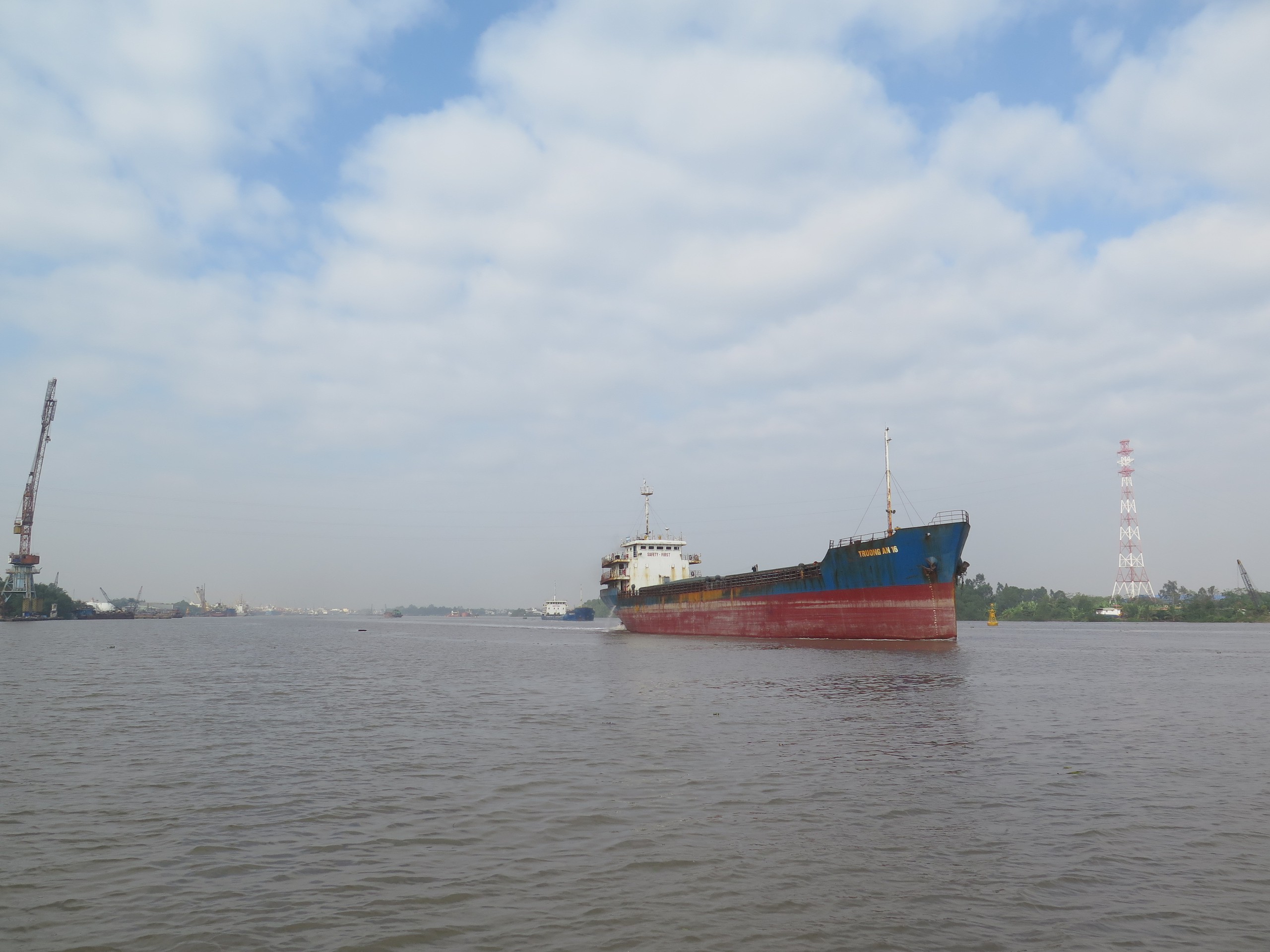 Hiệu quả rõ rệt nhờ ứng dụng công nghệ số vào quản lý cảng, bến thủy - Ảnh 1.