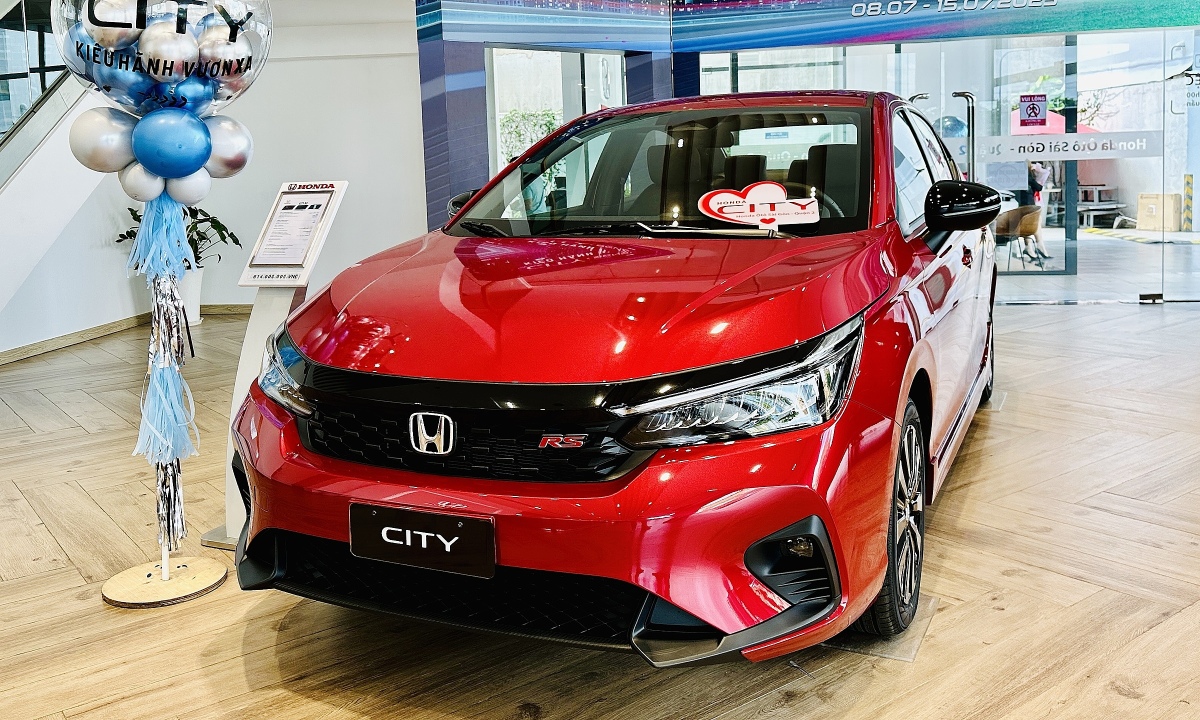 Sedan hạng B “chạy nước rút” giảm giá cuối năm 2025 - Ảnh 2.