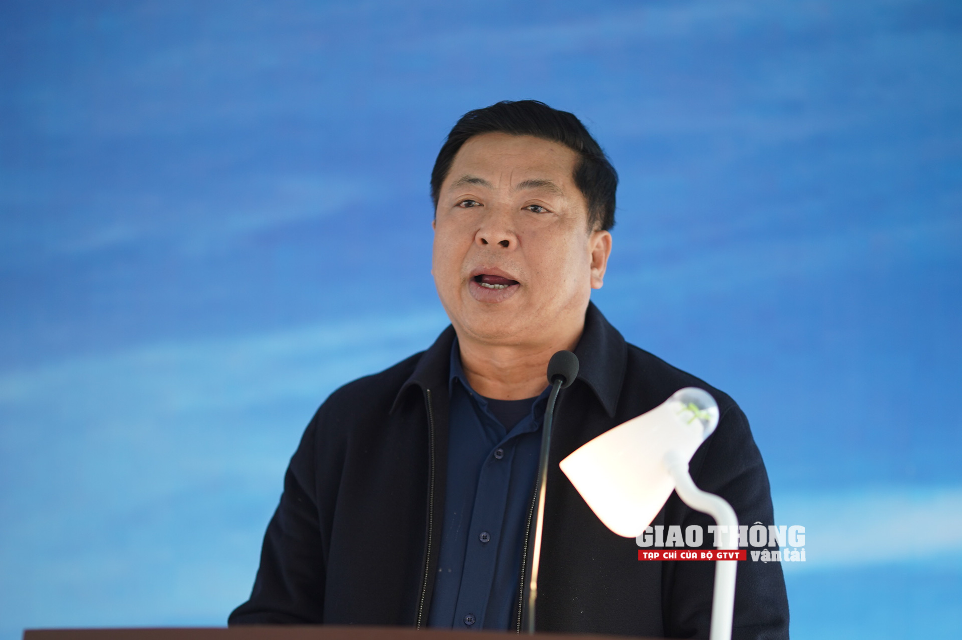 Bộ trưởng Trần Hồng Minh phát lệnh khởi công cầu Phong Châu mới- Ảnh 2.