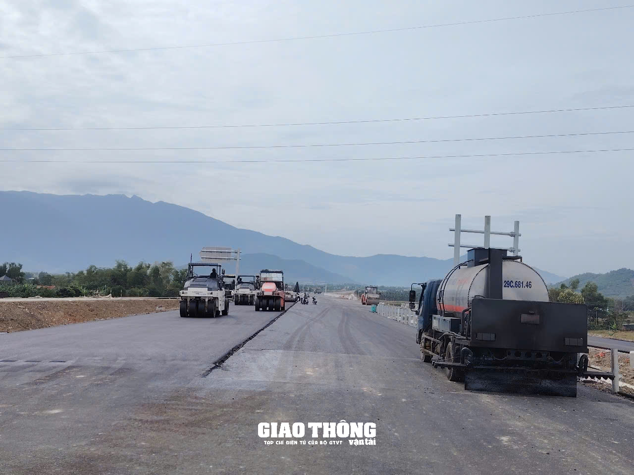 Công trình cao tốc Vân Phong - Nha Trang: Khối lượng còn lớn, có kịp khai thác vào ngày 10/1/2025?- Ảnh 10.
